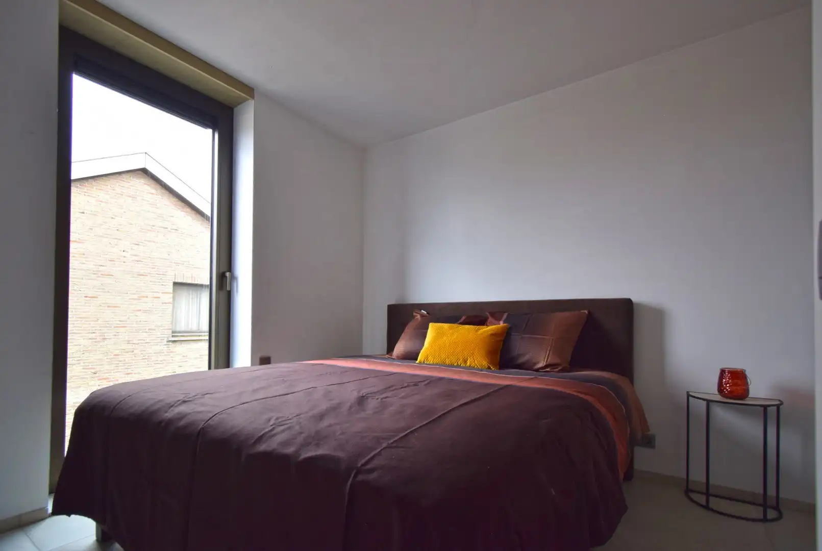 Hoogstaand en eigentijds twee slaapkamer appartement foto 10