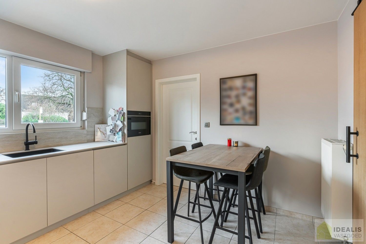 PERFECT ONDERHOUDEN GELIJKVLOERS APPARTEMENT MET MAAR LIEFST 3 SLAAPKAMERS VLAKBIJ HET BRUISENDSE CENTRUM VAN HEUSDEN-ZOLDER foto 16