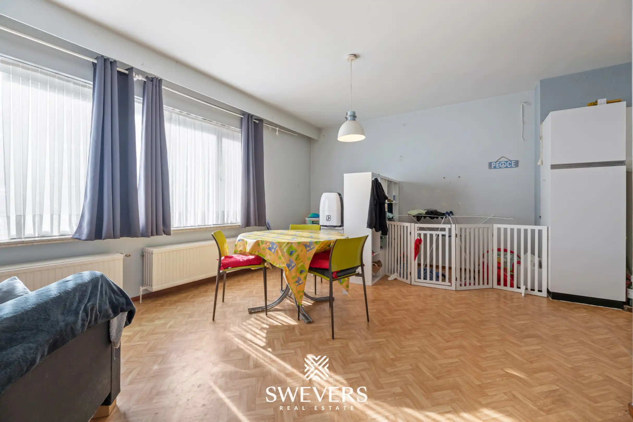 Gelijkvloers appartement met 2 slaapkamers en garagebox in centrum Beringen foto 4