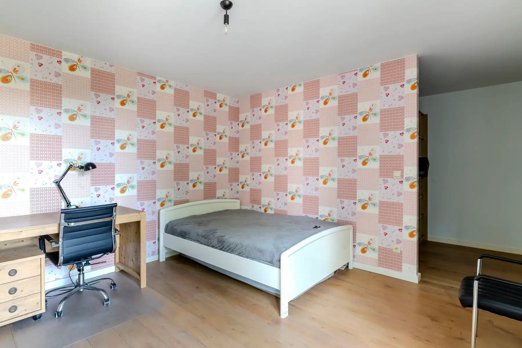 Moderne villa met zwembad op 1.282m² foto 27