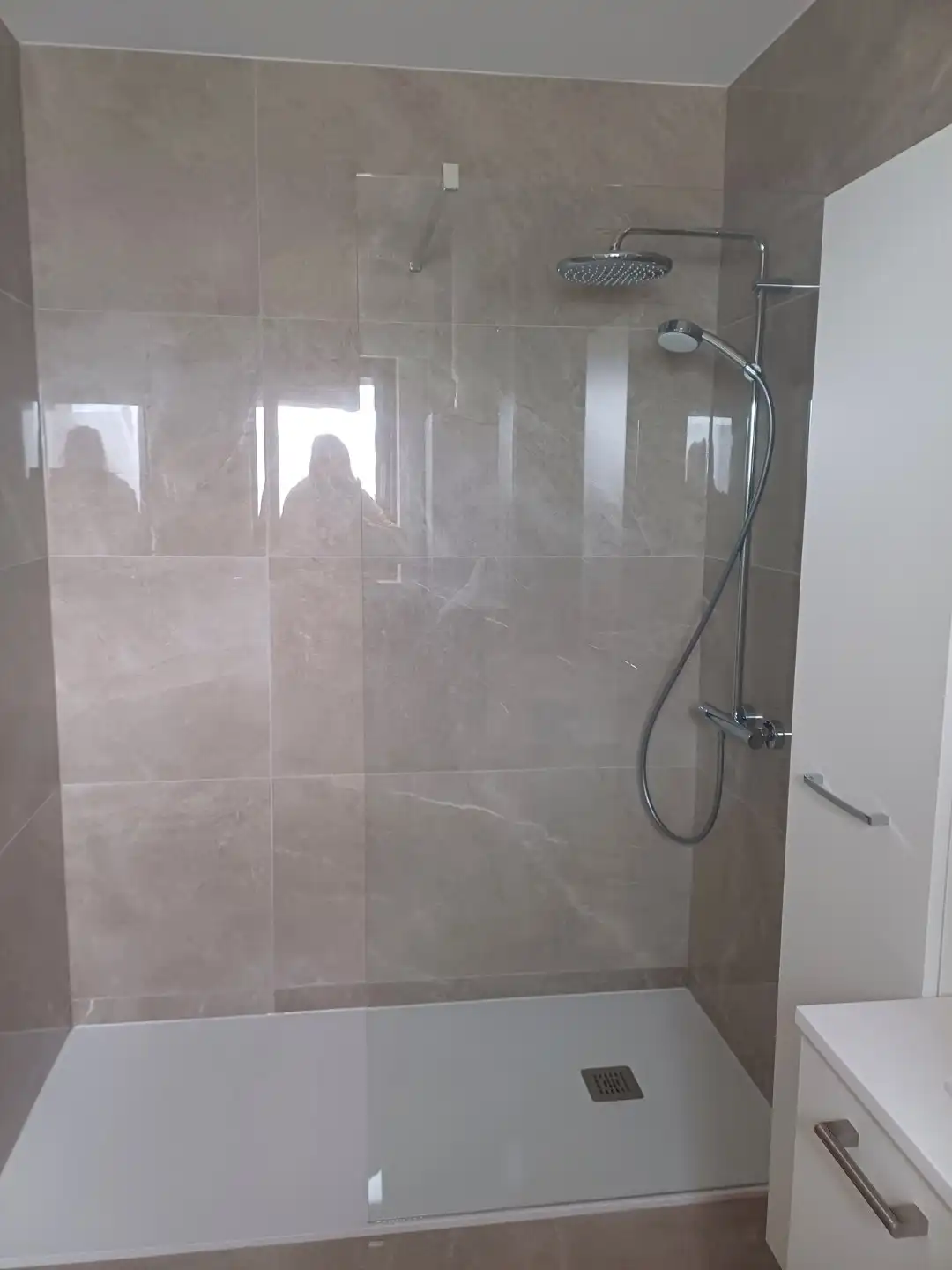 Zonnige penthouse op topligging met zijdelings zeezicht te Koksijde. foto 8