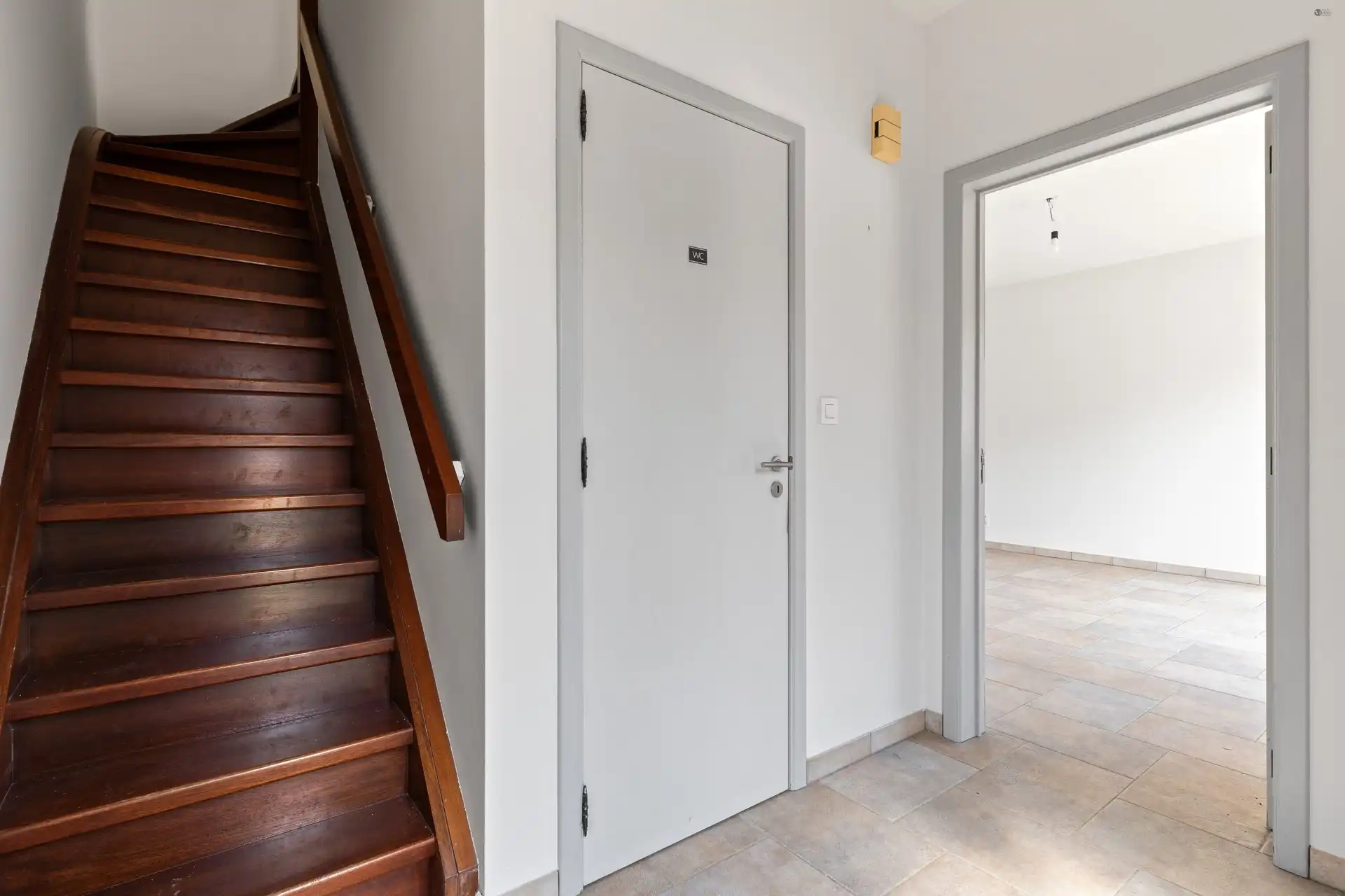 Half open bebouwing op 551m² foto 5