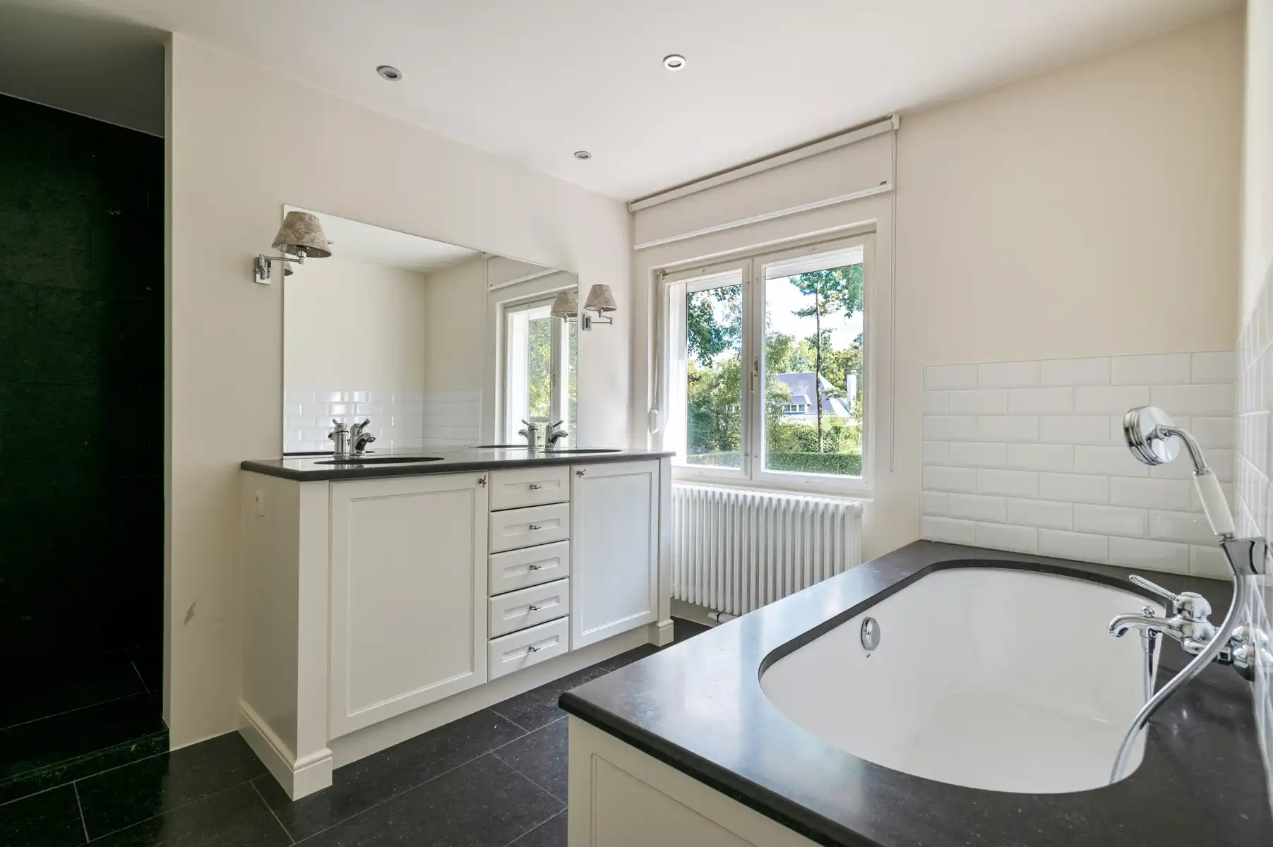 Ruime klassieke villa met zuid-tuin op toplocatie ! foto 28