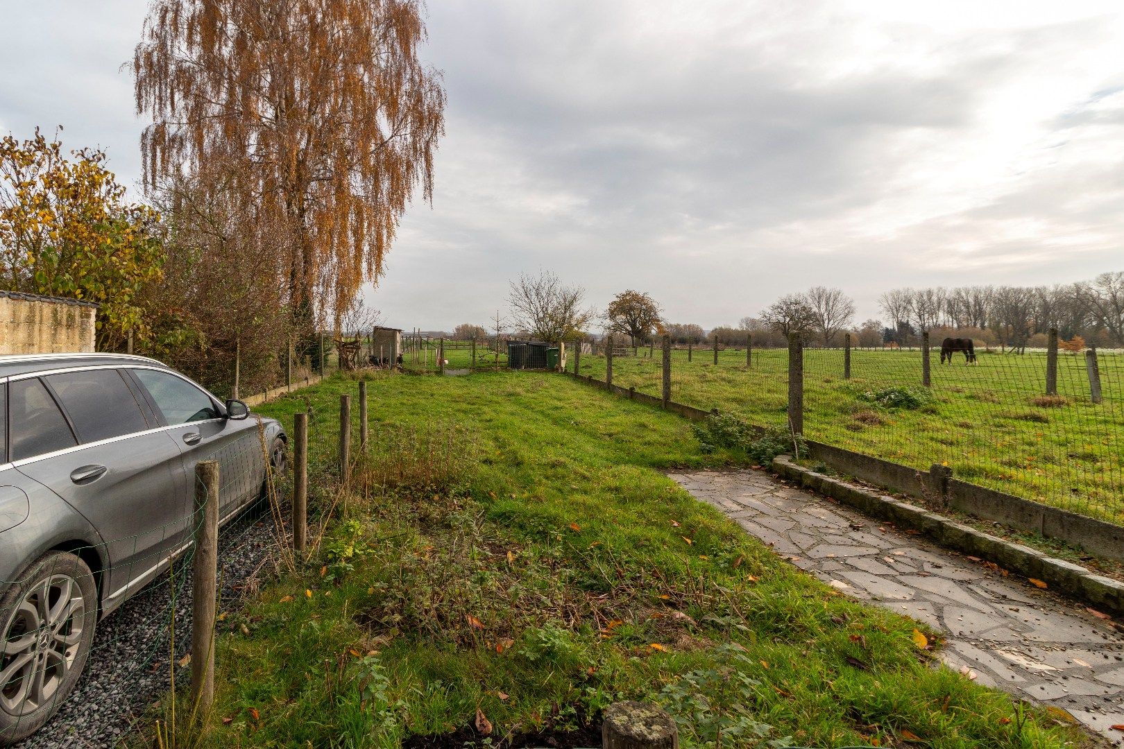 Ruime woning met tuin foto 11