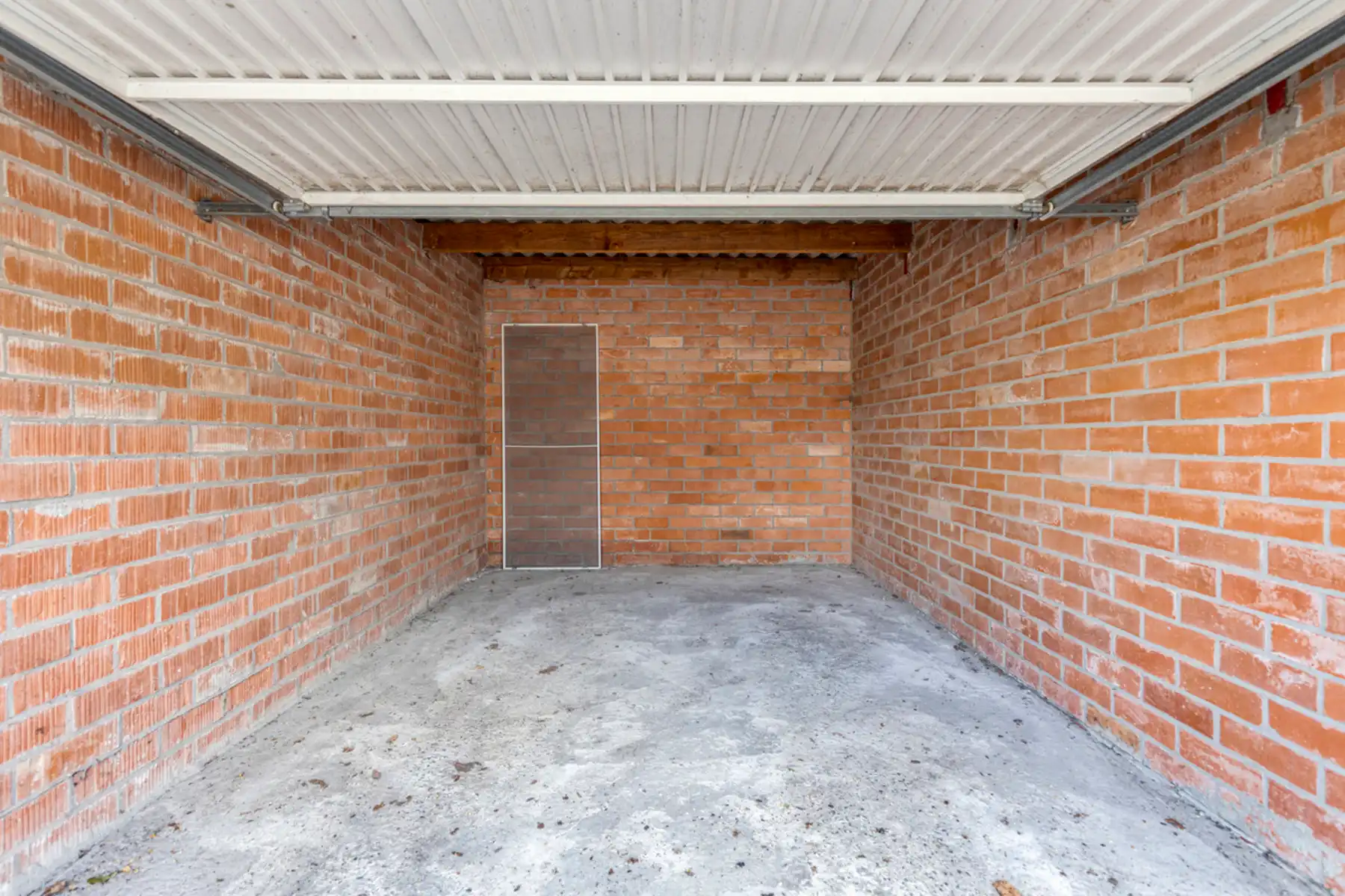 Instapklaar appartement in een groene omgeving met garage foto 10
