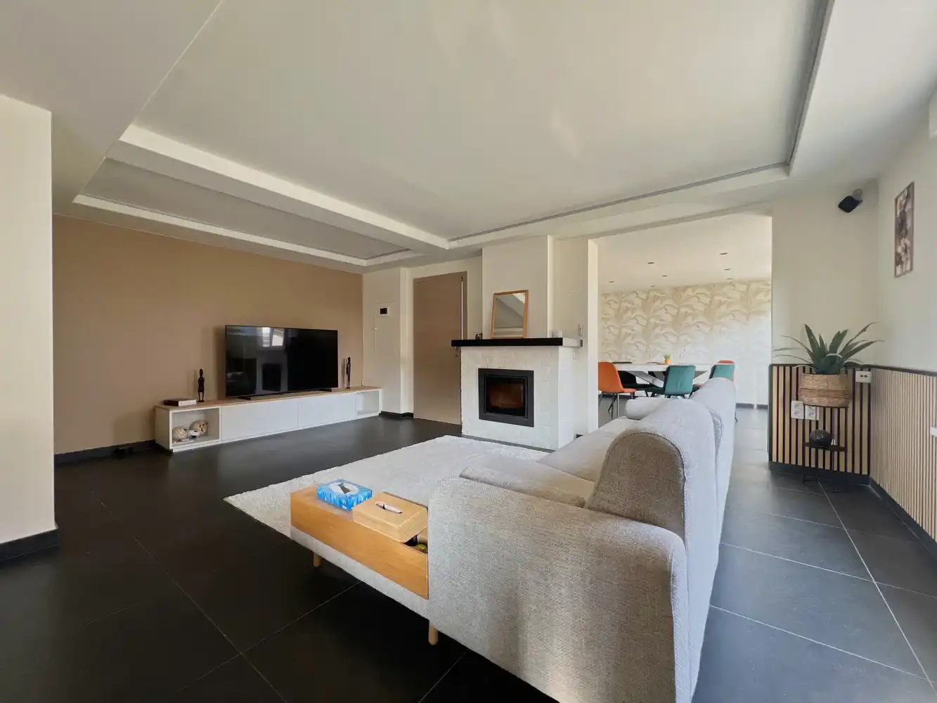 Prachtige gezinswoning (5 slpk / 2 badk) + zonnige tuin foto 3