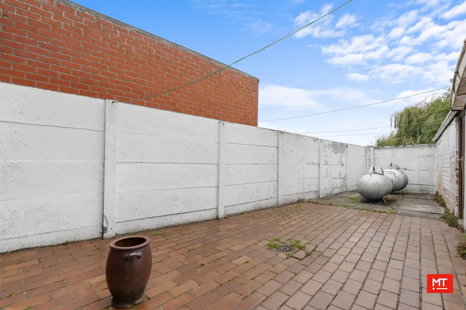 Te renoveren woning met landelijke ligging te Geluwe foto 3