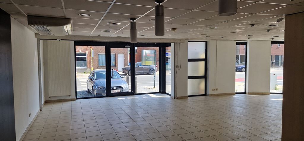 Commerciële ruimte met veel visibiliteit! foto 5