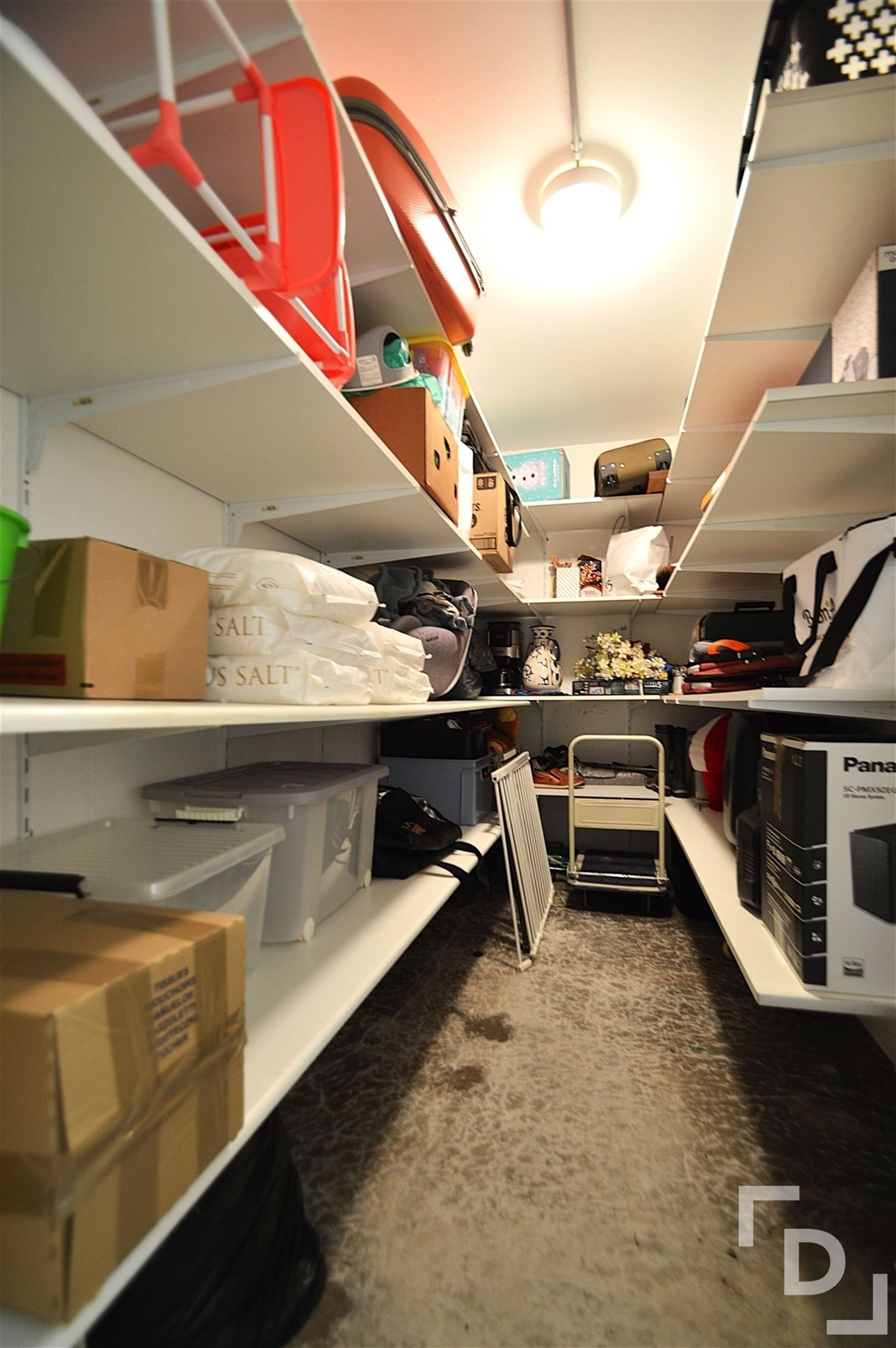 Prachtig afgewerkt appartement op de Grote Markt in Poperinge. foto 17