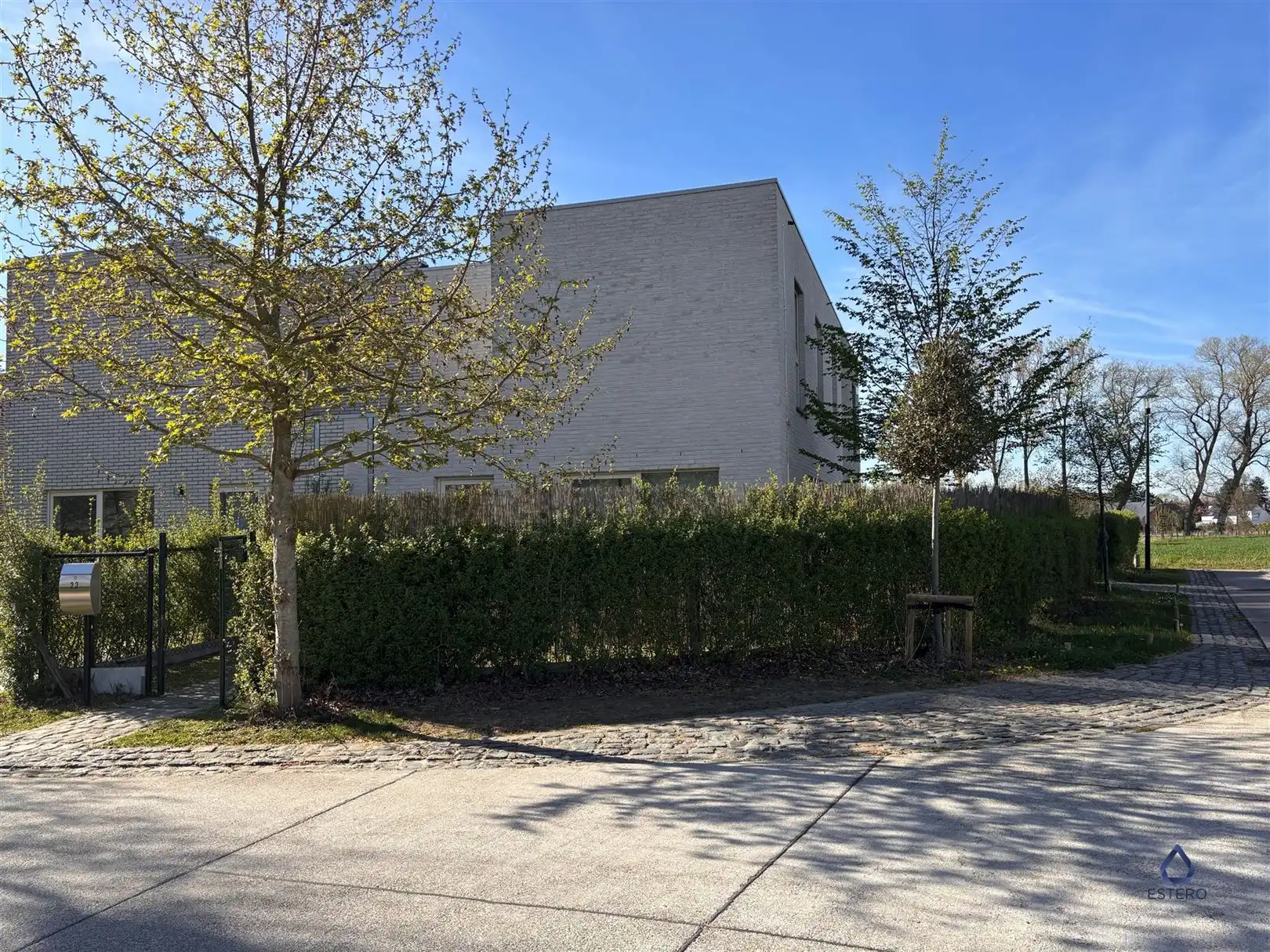 Moderne en energiezuinige woning met parking foto 2