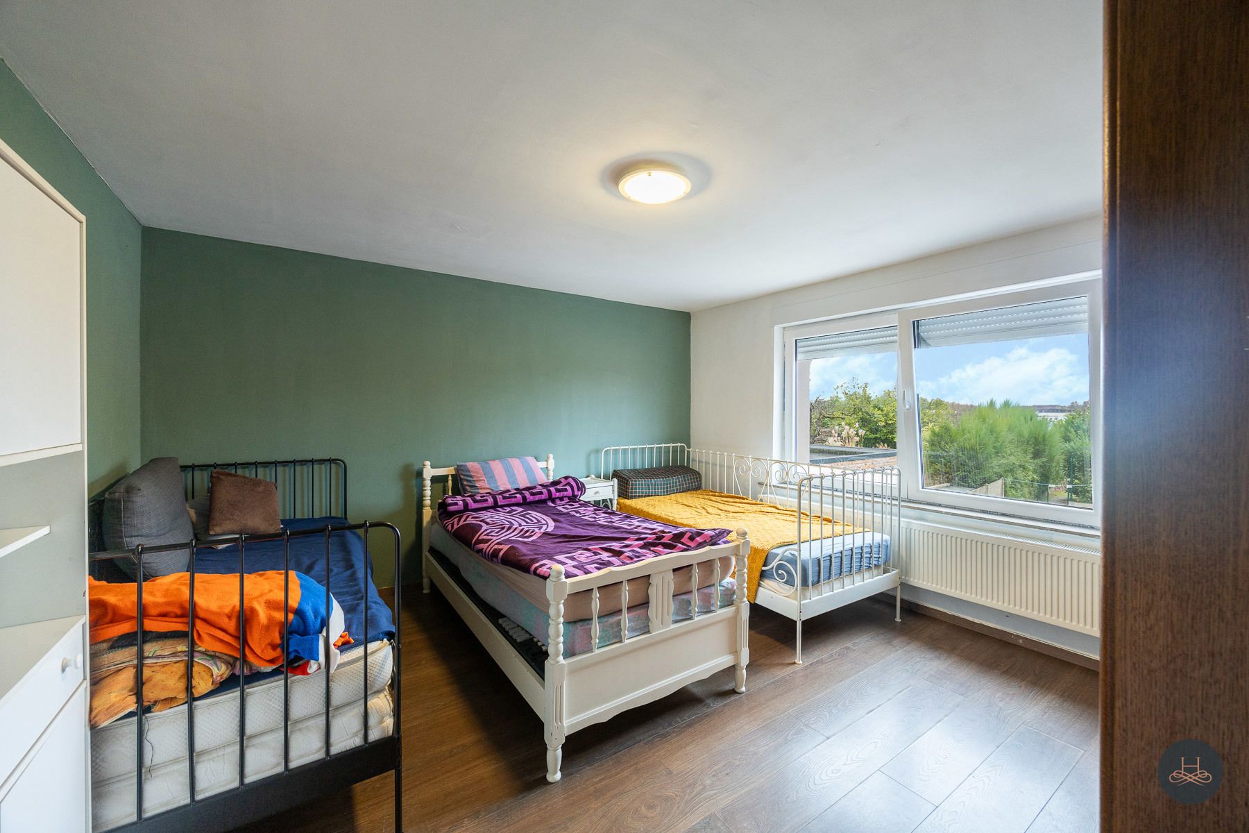 Ruime moderne woning met 4 slaapkamers foto 16