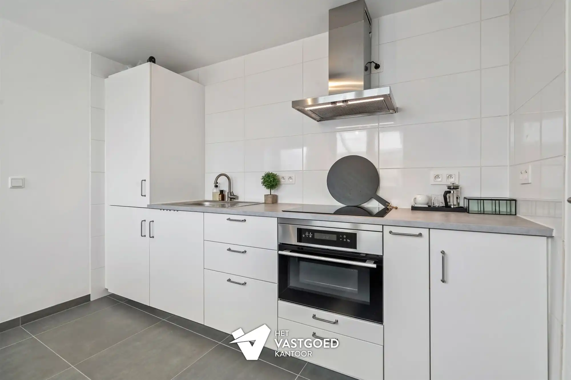 VOLLEDIG GERENOVEERDE WONING MET 3 SLAAPKAMERS VLAK BIJ BERINGEN-CENTRUM foto 9