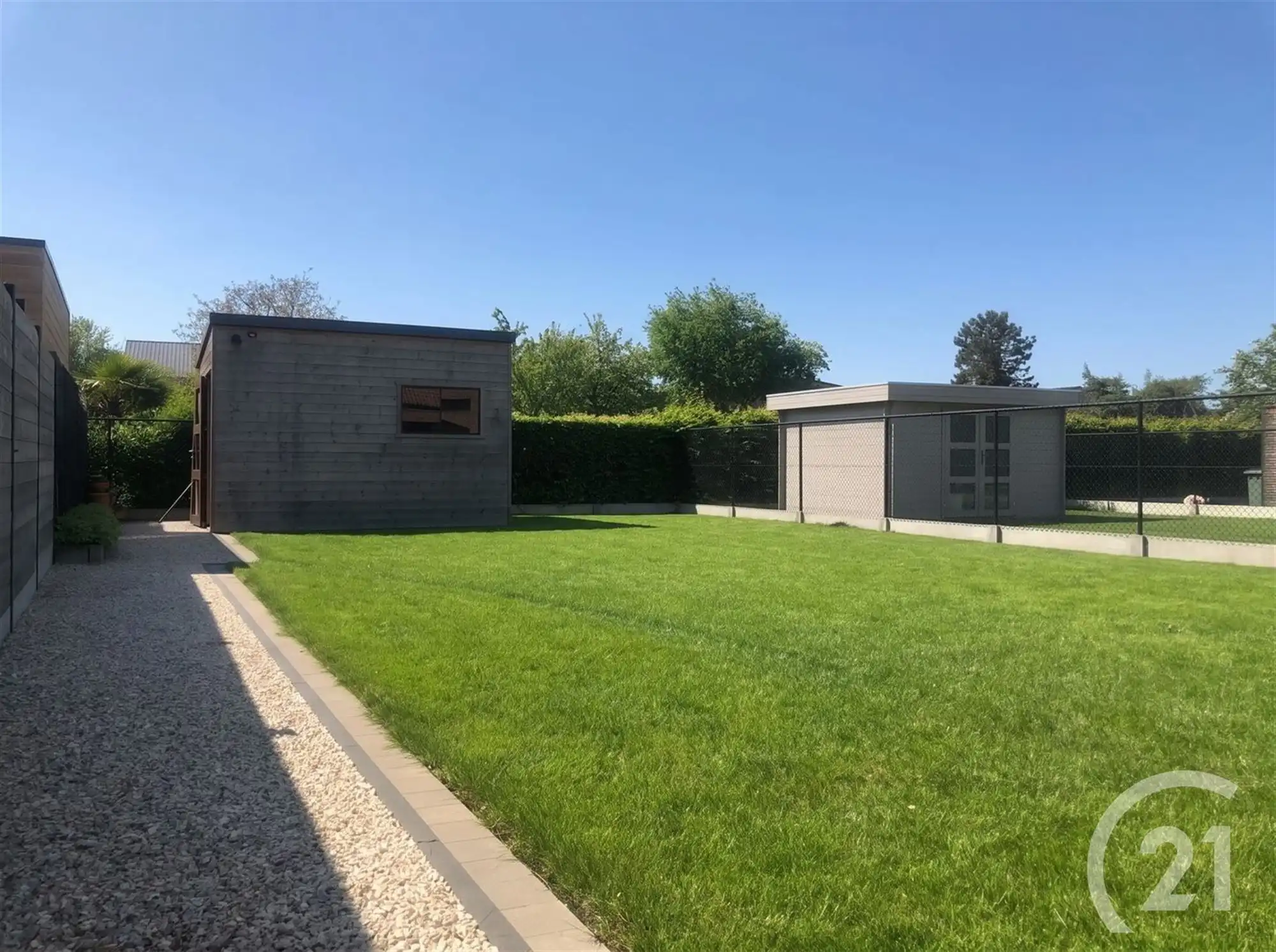 Ruime woning met zonnige tuin in Schriek! foto 30
