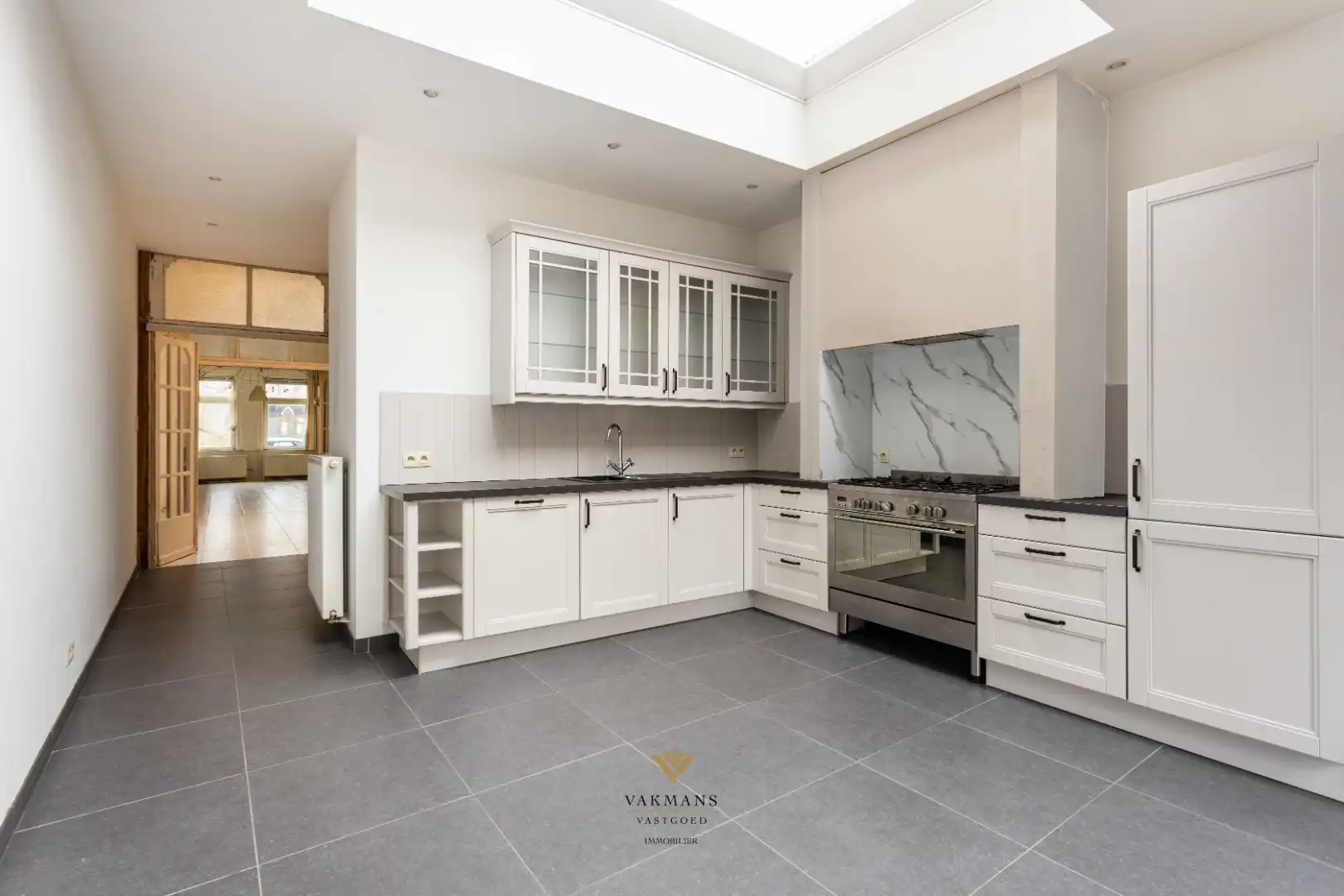 Ruime gezinswoning dichtbij het station foto 16