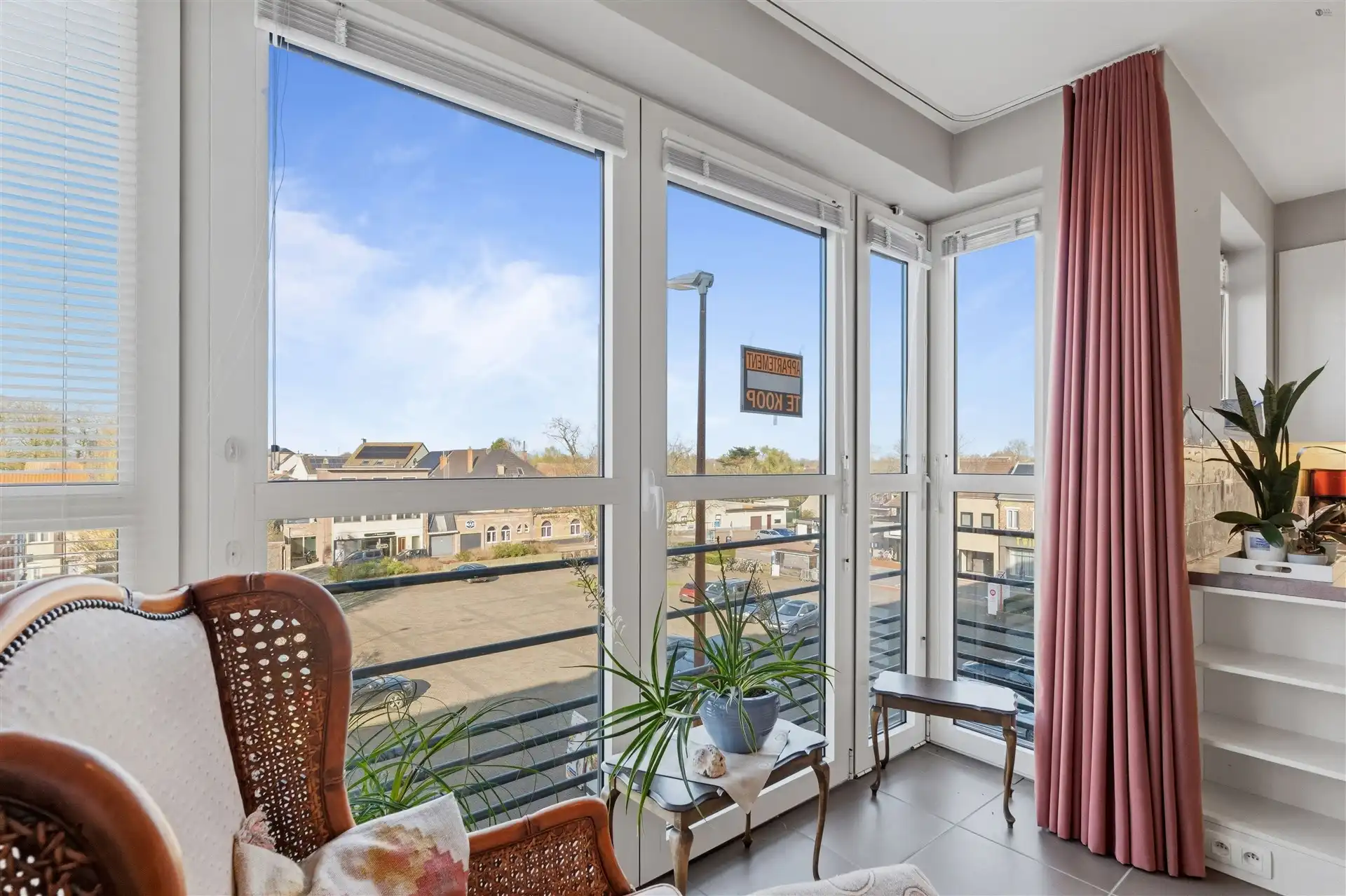 Perfect verzorgd tweeslaapkamer appartement te Moerbeke foto 4