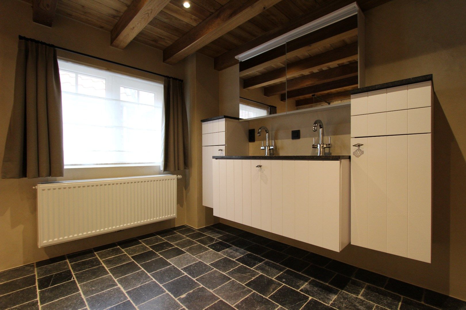 Dit pareltje vinden we in het landelijke Sint-Laureins op 3369m². foto 20