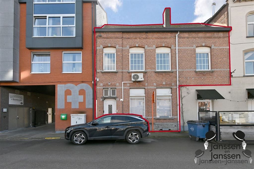 Te renoveren split level burgerwoning in centrum Dendermonde foto 16