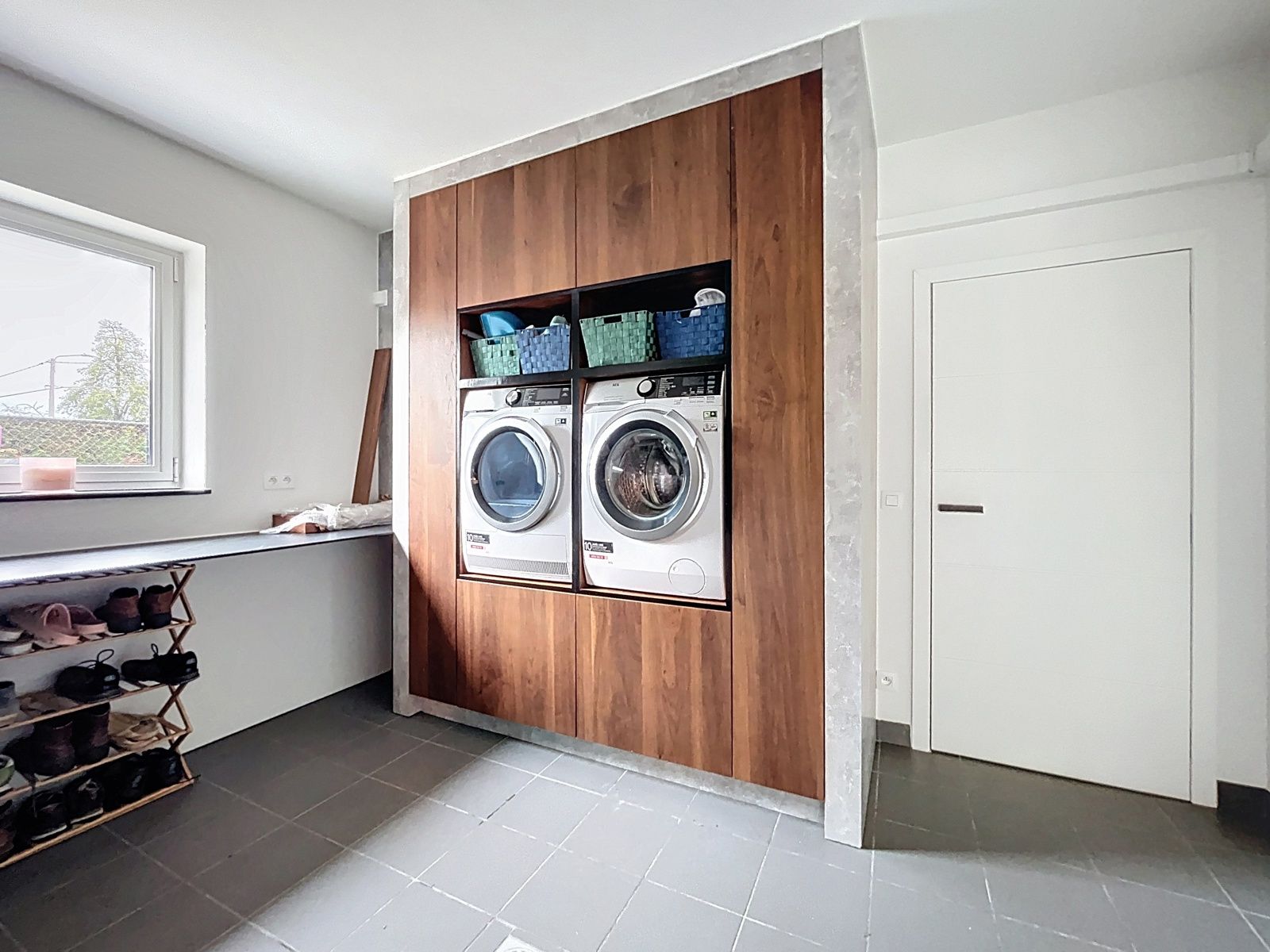 Villa met 5 (6) slks - 2 bdks - zwembad - 370m² bwb opp foto 5