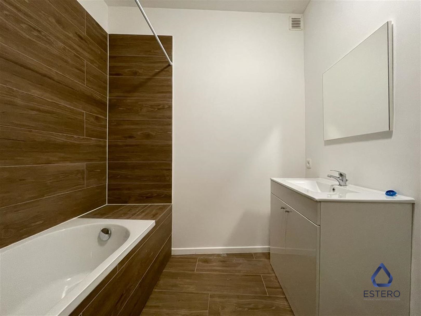 Volledig verhuurd appartementencomplex (32 units + parking)  foto 11