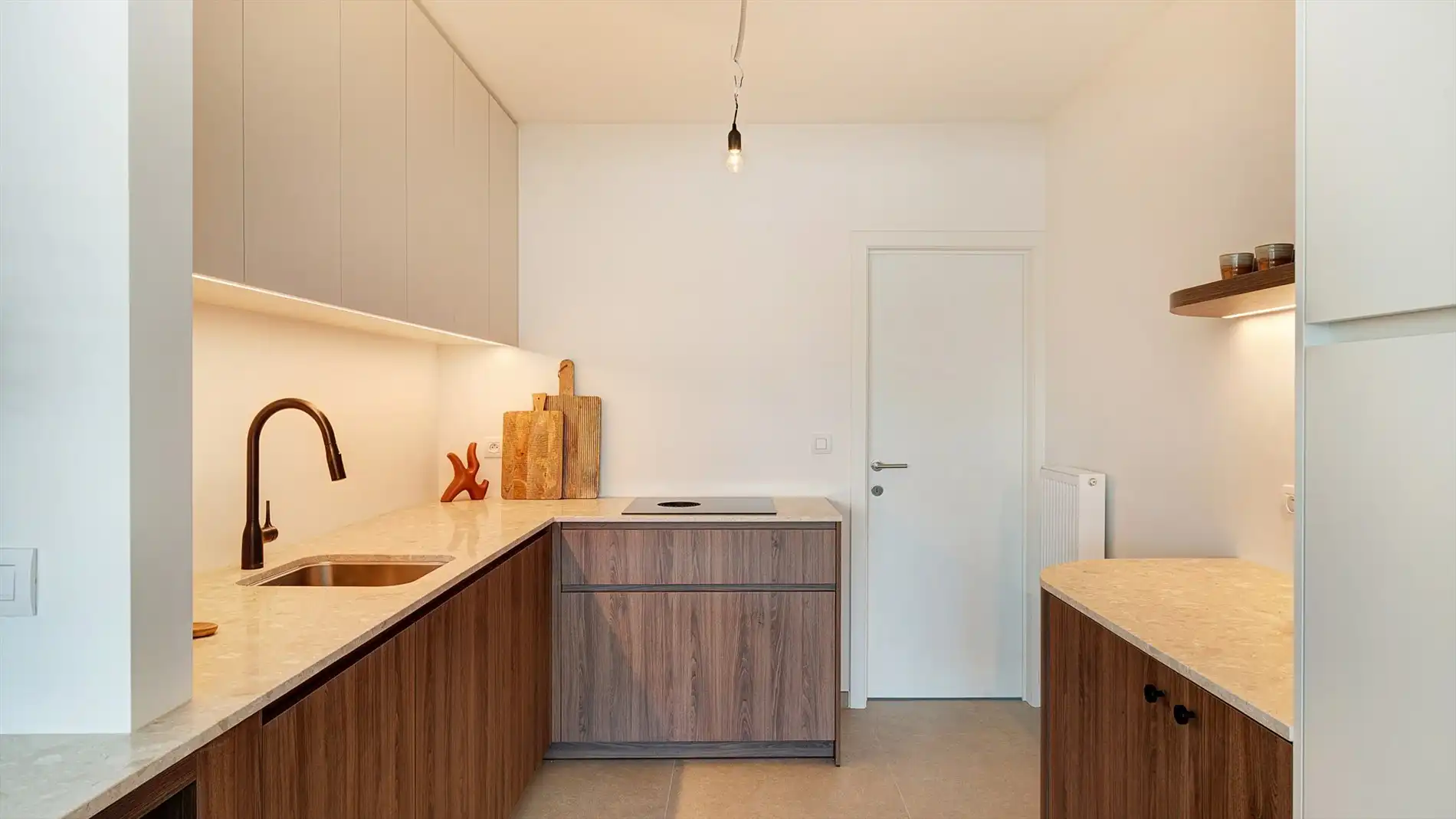 Compleet gerenoveerd appartement in een mooie residentie te Heist-aan-Zee foto 11