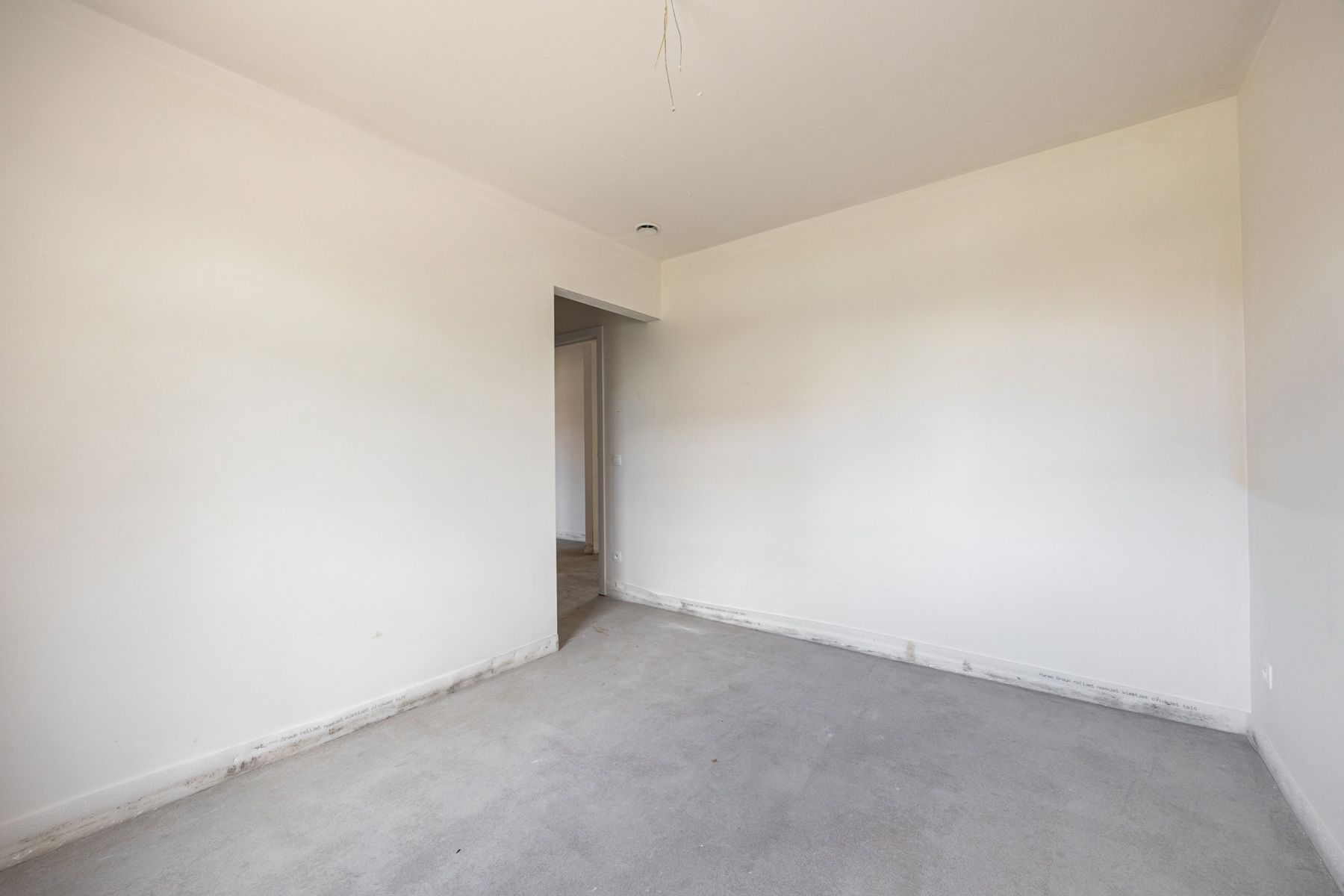Ruime gezinswoning (ca 245 m²) met 4 slaapkamers op perceel van ca. 303 m². foto 17