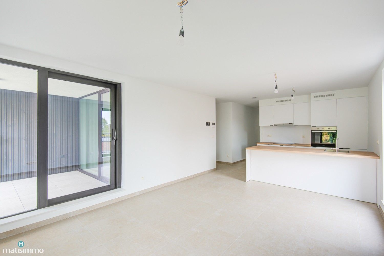 NIEUWBOUWAPPARTEMENT MET 2 SLAAPKAMERS, OVERDEKT TERRAS EN ONDERGRONDSE AUTOSTAANPLAATS NABIJ HET CENTRUM VAN TONGEREN foto 6