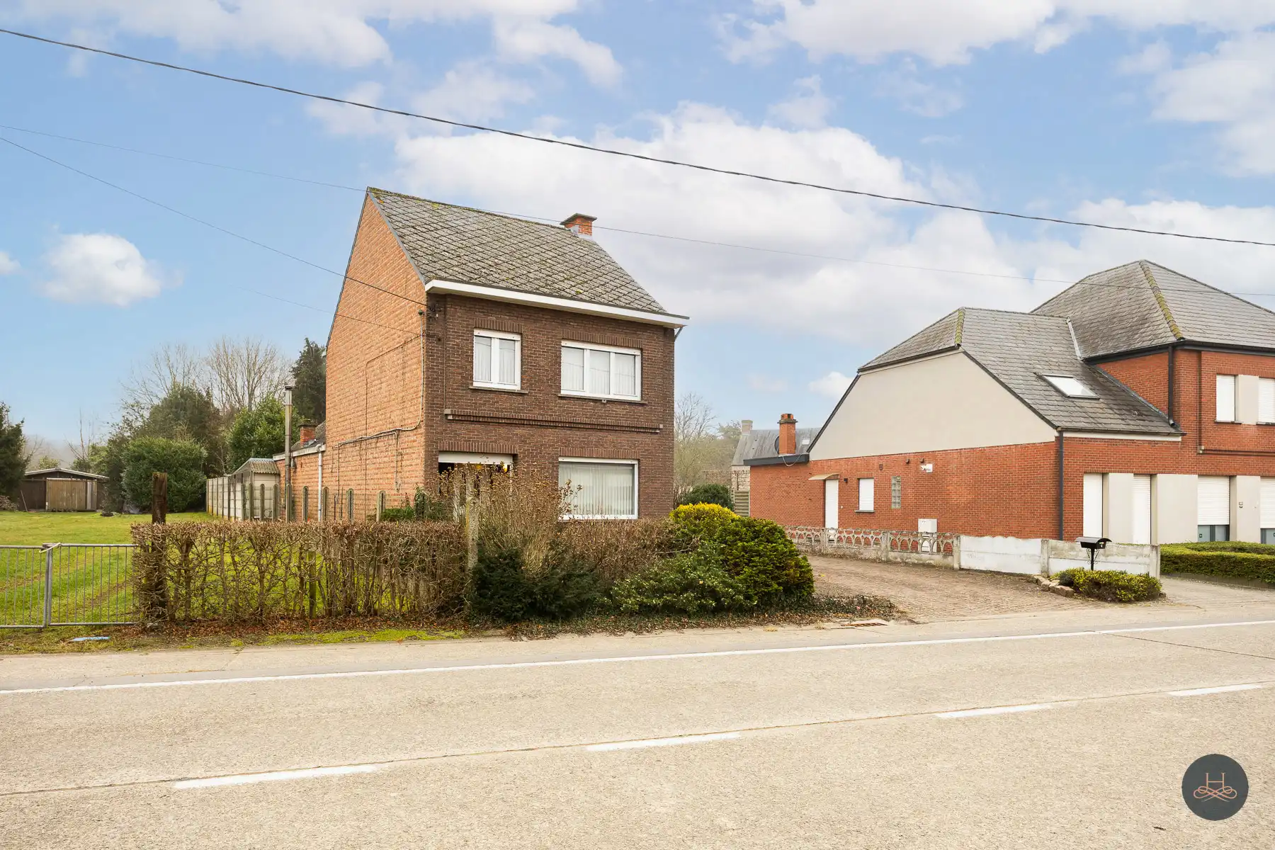 Te renoveren open bebouwing op ruim perceel in Baal foto 3