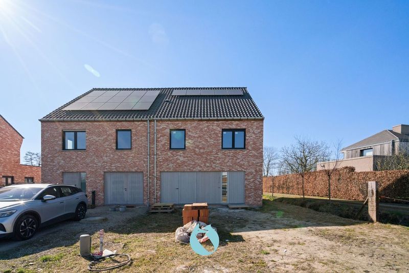 Nieuwbouwwoning te Sleidinge foto {{pictureIndex}}
