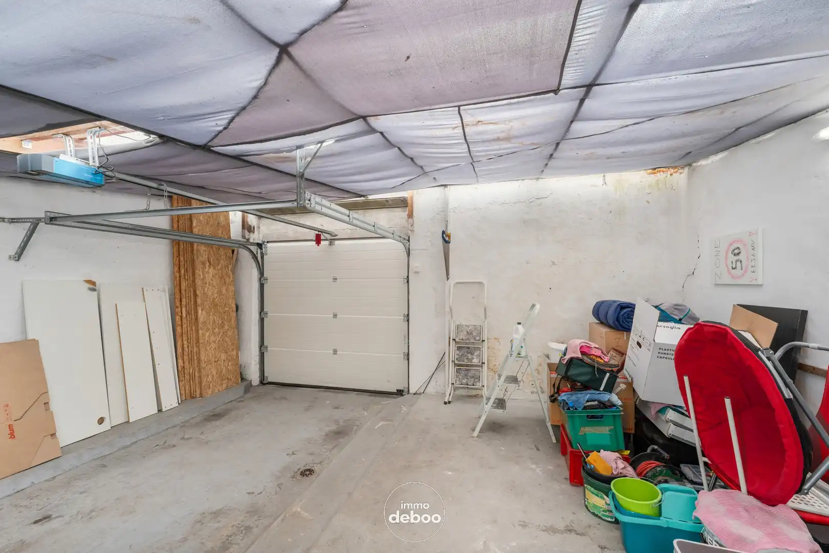 Verzorgde rijwoning met ruime garage foto 18