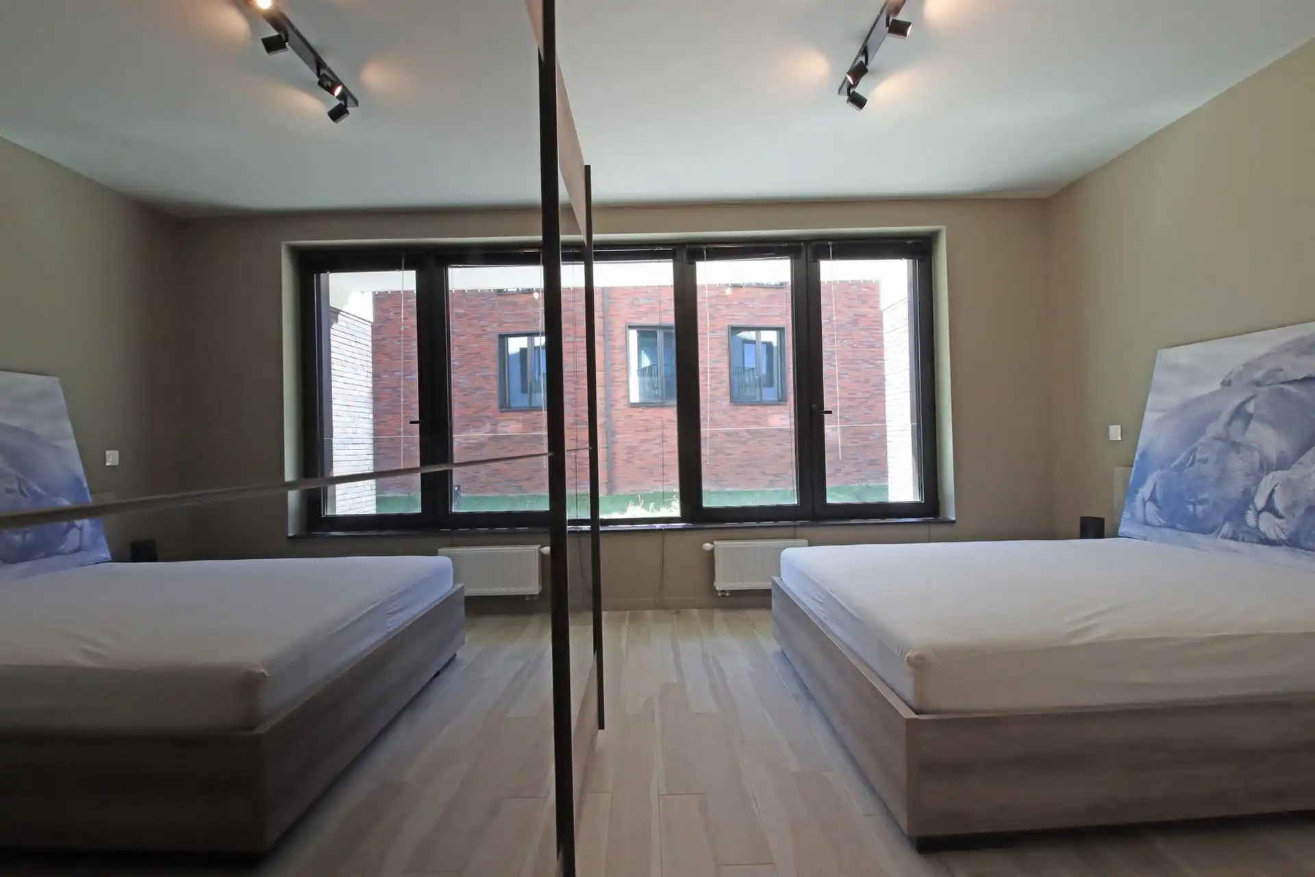 Recent en volledig gemeubeld appartement foto 10