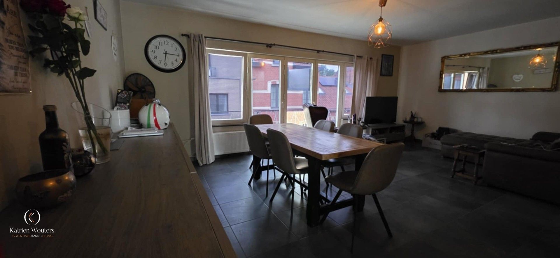 Energiezuinige stadswoning met 3 à 4 slaapkamers én garage foto {{pictureIndex}}