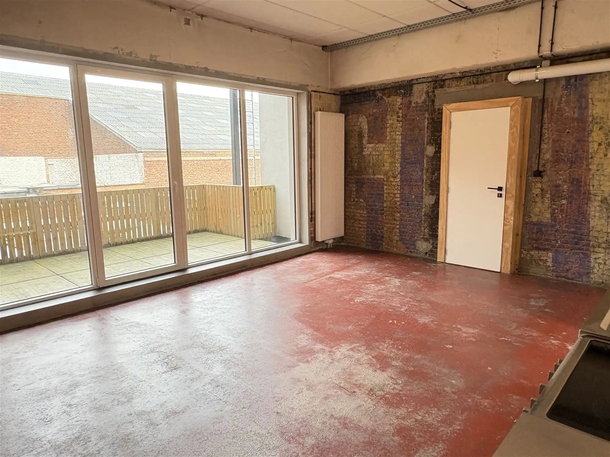 Appartement met terras (12m²) te Merksem foto 2