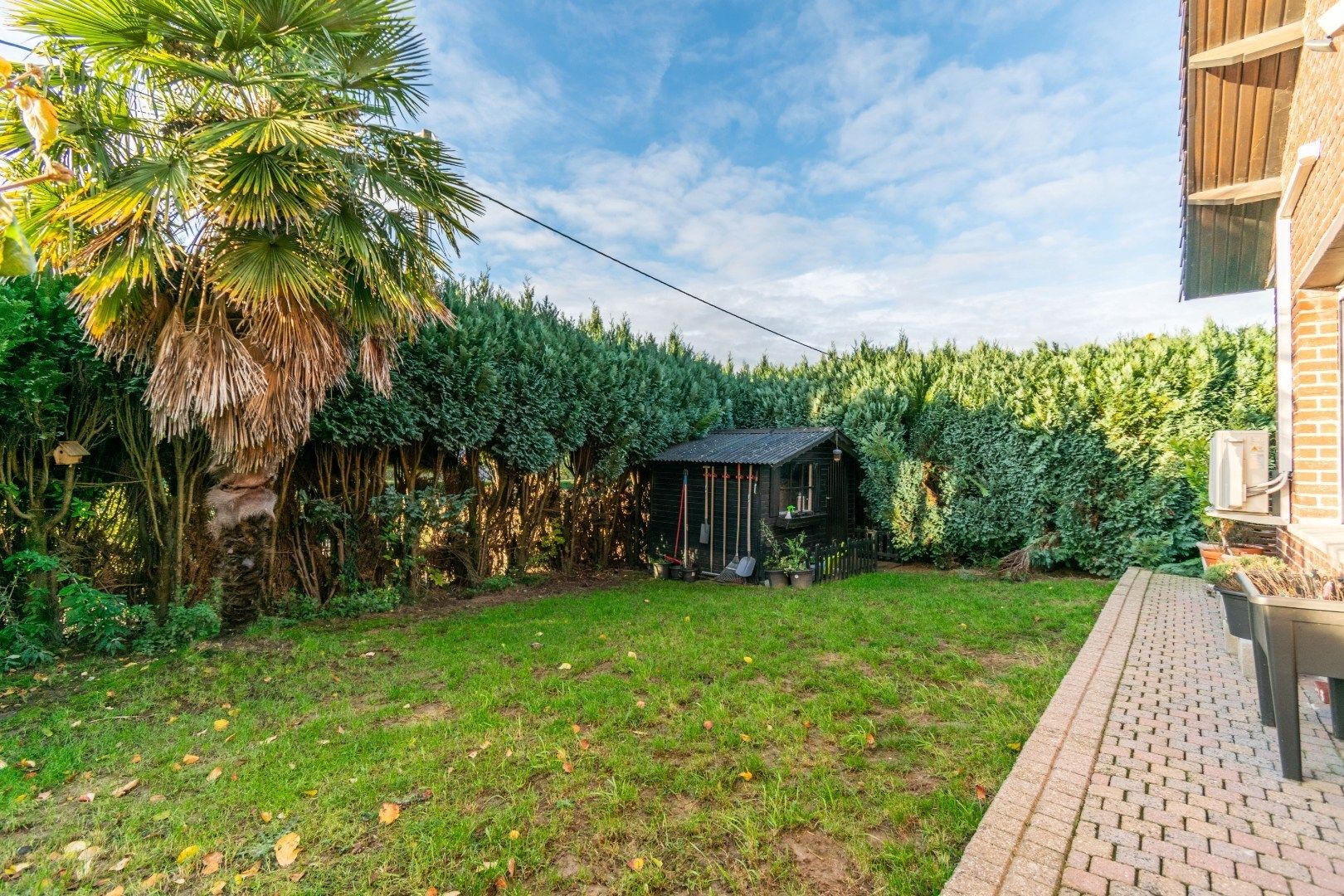 Een ingrijpend vernieuwbouwde, energiezuinige (label B) villa foto 20