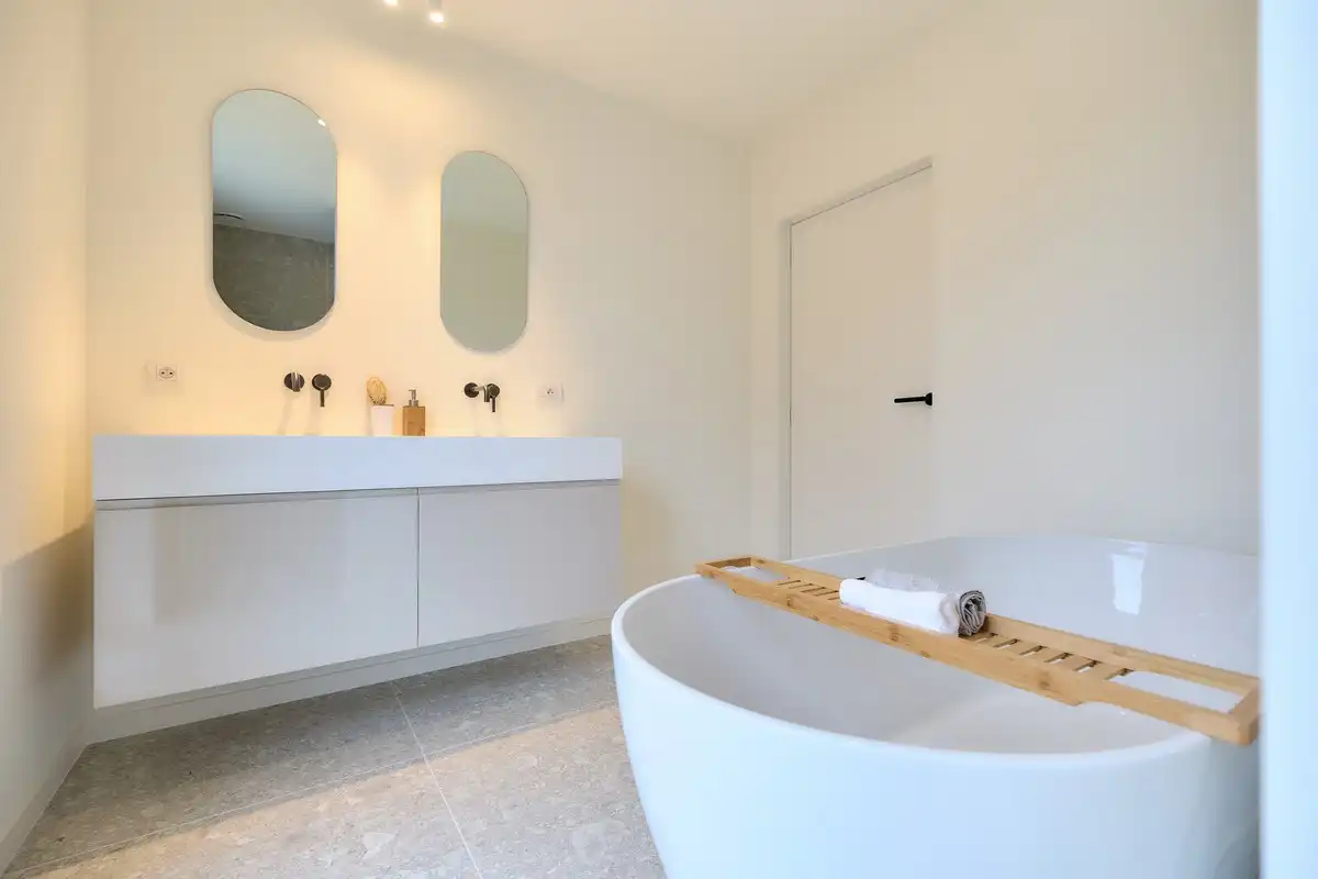 Alleenstaande woning met 4 slaapkamers in Waardamme foto 9