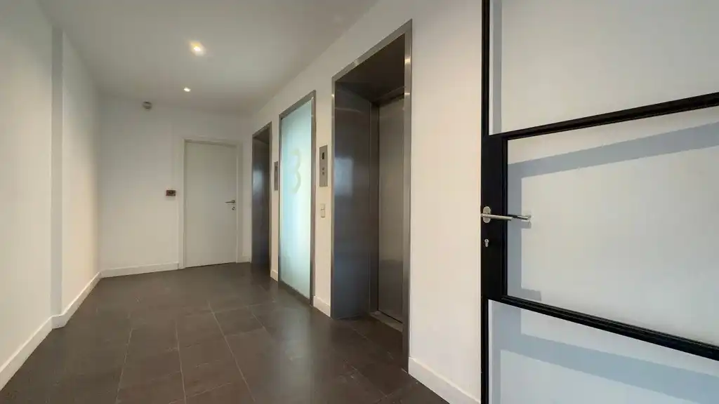 Kantoor te koop met uniek zicht op het MAS in Antwerpen foto 16