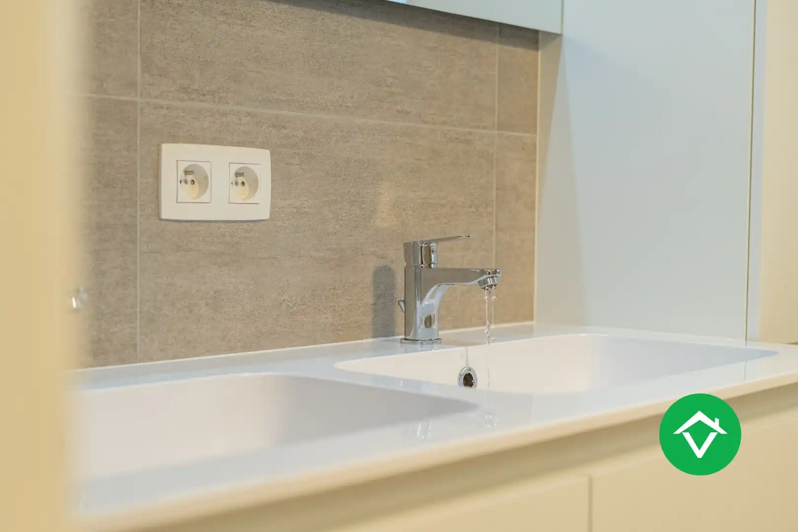 Instapklaar appartement met 2 slaapkamers en volledig ingerichte zolder te Koekelare foto 22