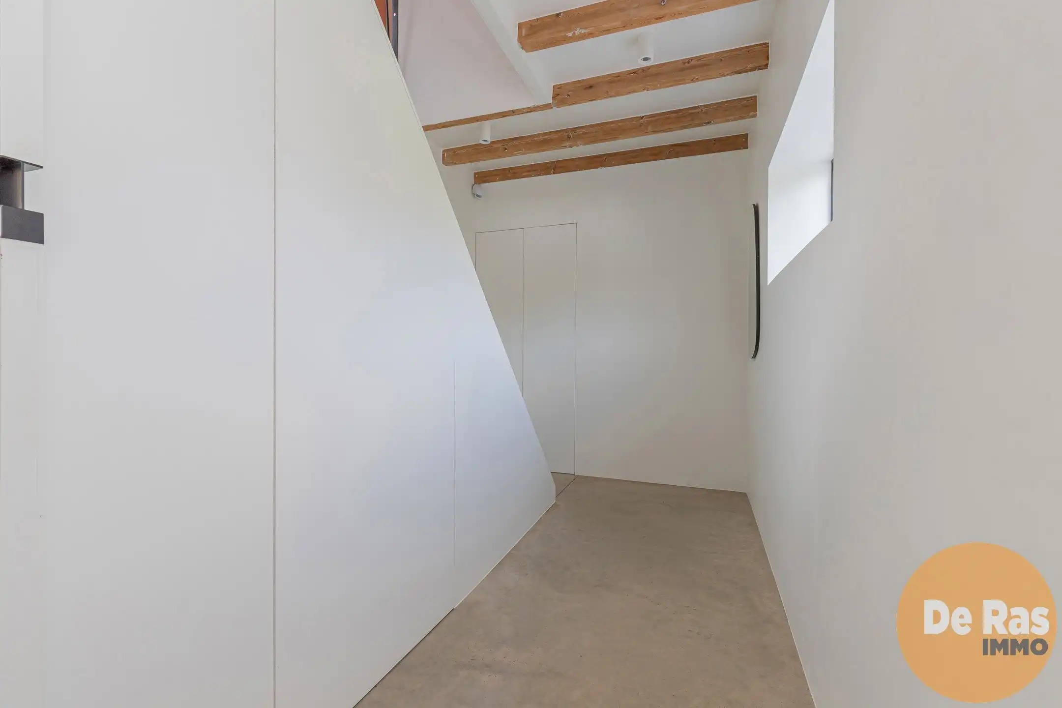 BURST-Mooi gerenoveerde hoeve op rustige locatie met carport foto 6