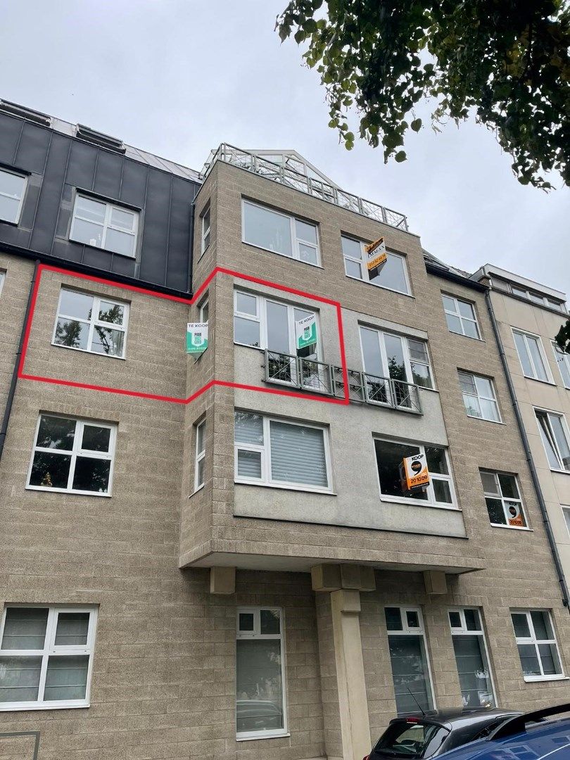 Steeds vernieuwend appartement met zonneterras en prachtig zicht op de Augustijnrei in hartje Brugge. foto 2