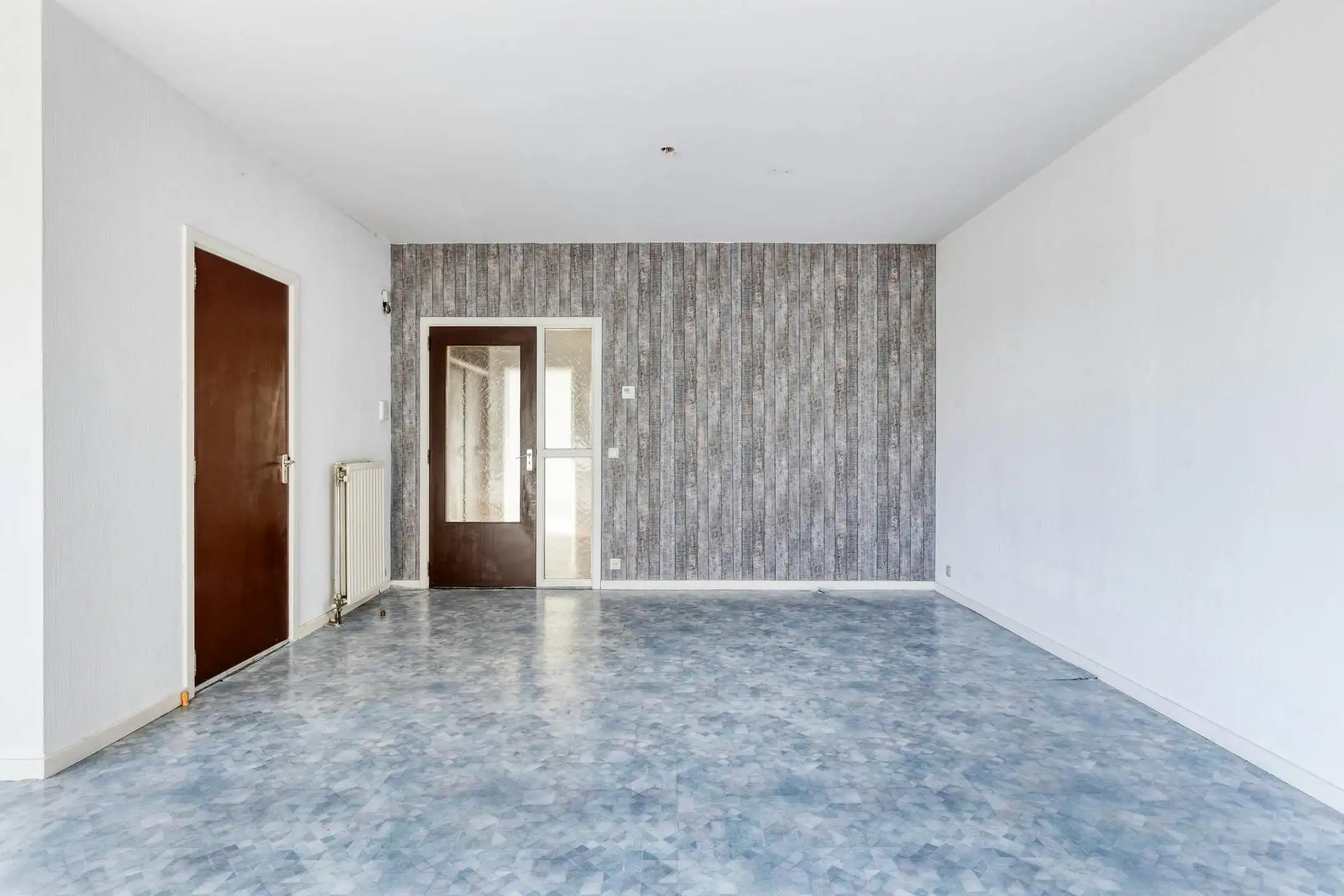 Tweeslaapkamerappartement met terras te koop in Merksem foto 4