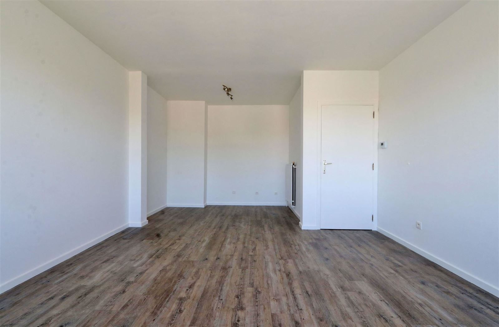 2 kamer appartement met garage en berging  foto 5