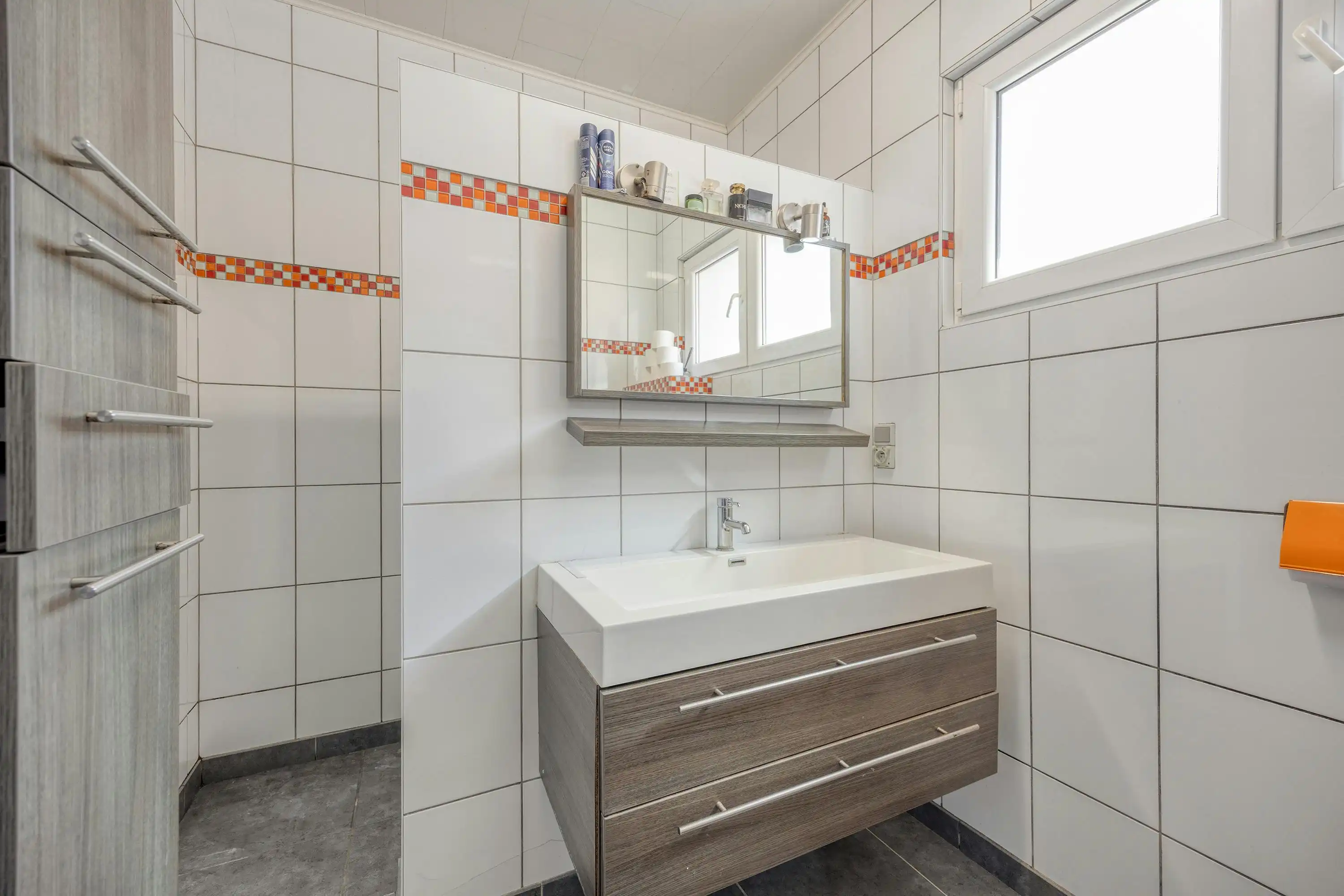 Huis met 5 slaapkamers, tuin en 2 garages te koop in 2020 Antwerpen foto 15
