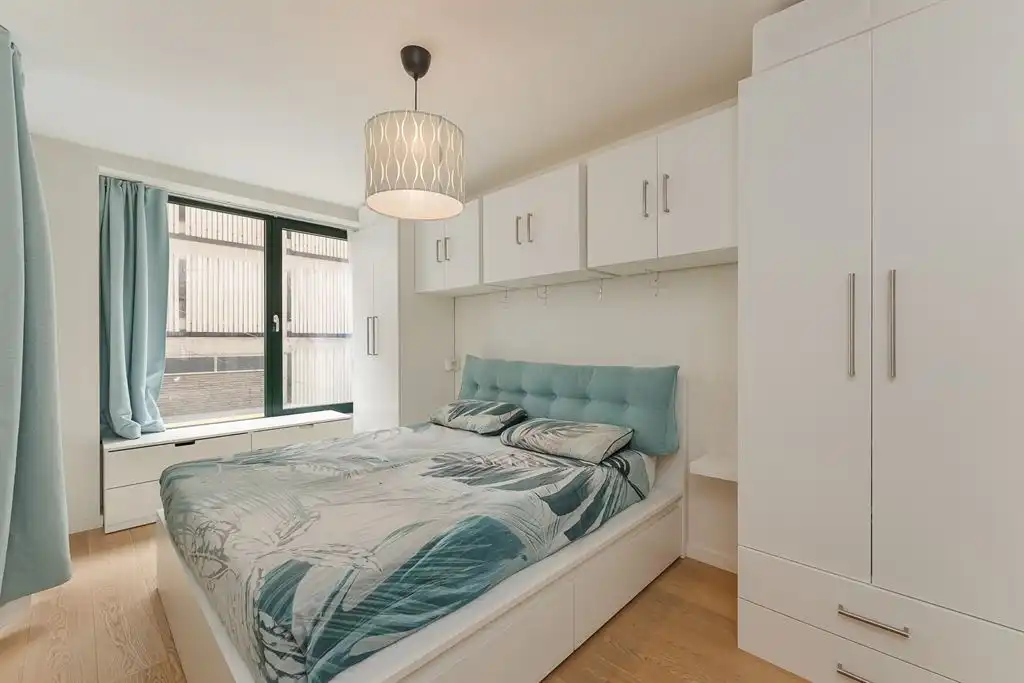 Gerenoveerd appartement met terras foto 10