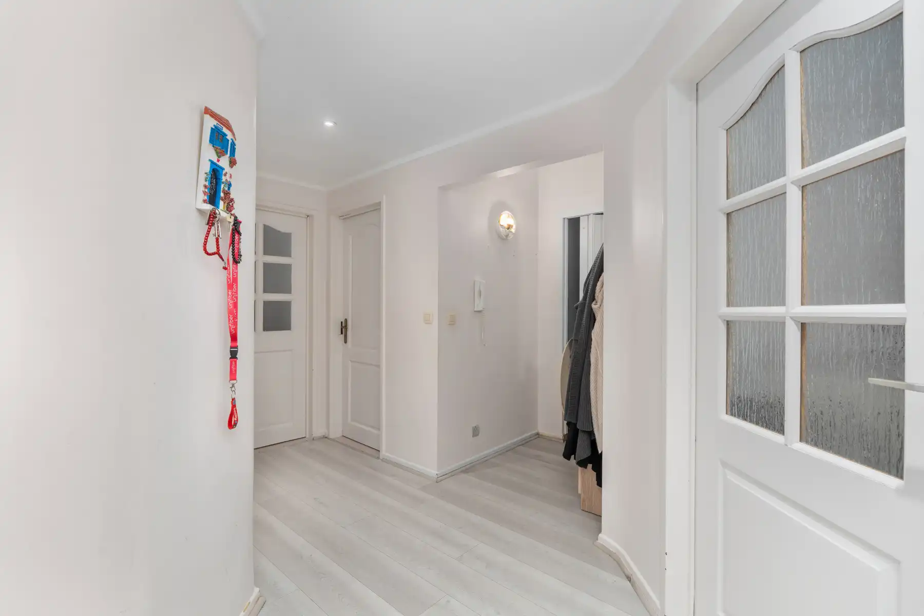 Instapklaar appartement met 2 slaapkamers nabij Tour & Taxis foto 12