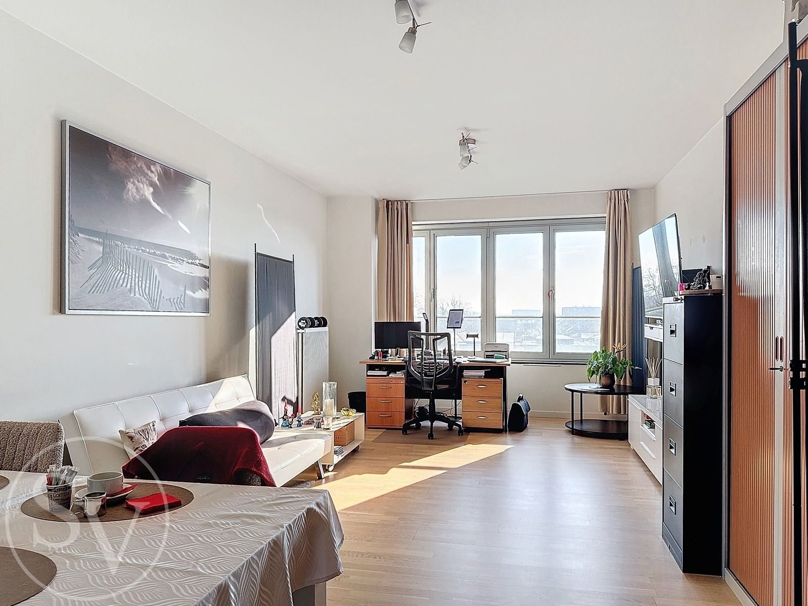 Appartement te koop foto {{pictureIndex}}