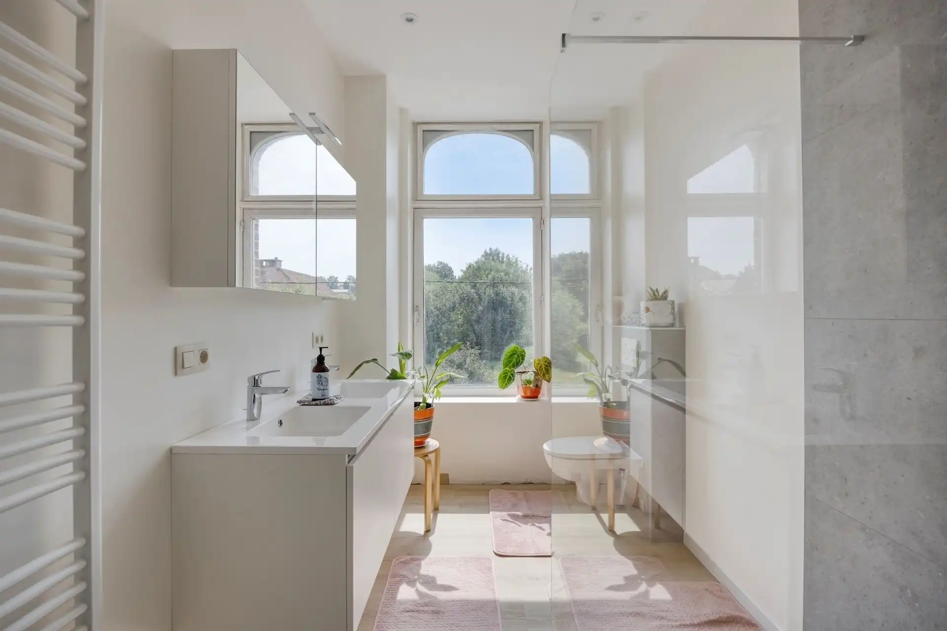 Prachtig gerenoveerde serristenwoning op prima locatie nabij centrum foto 19