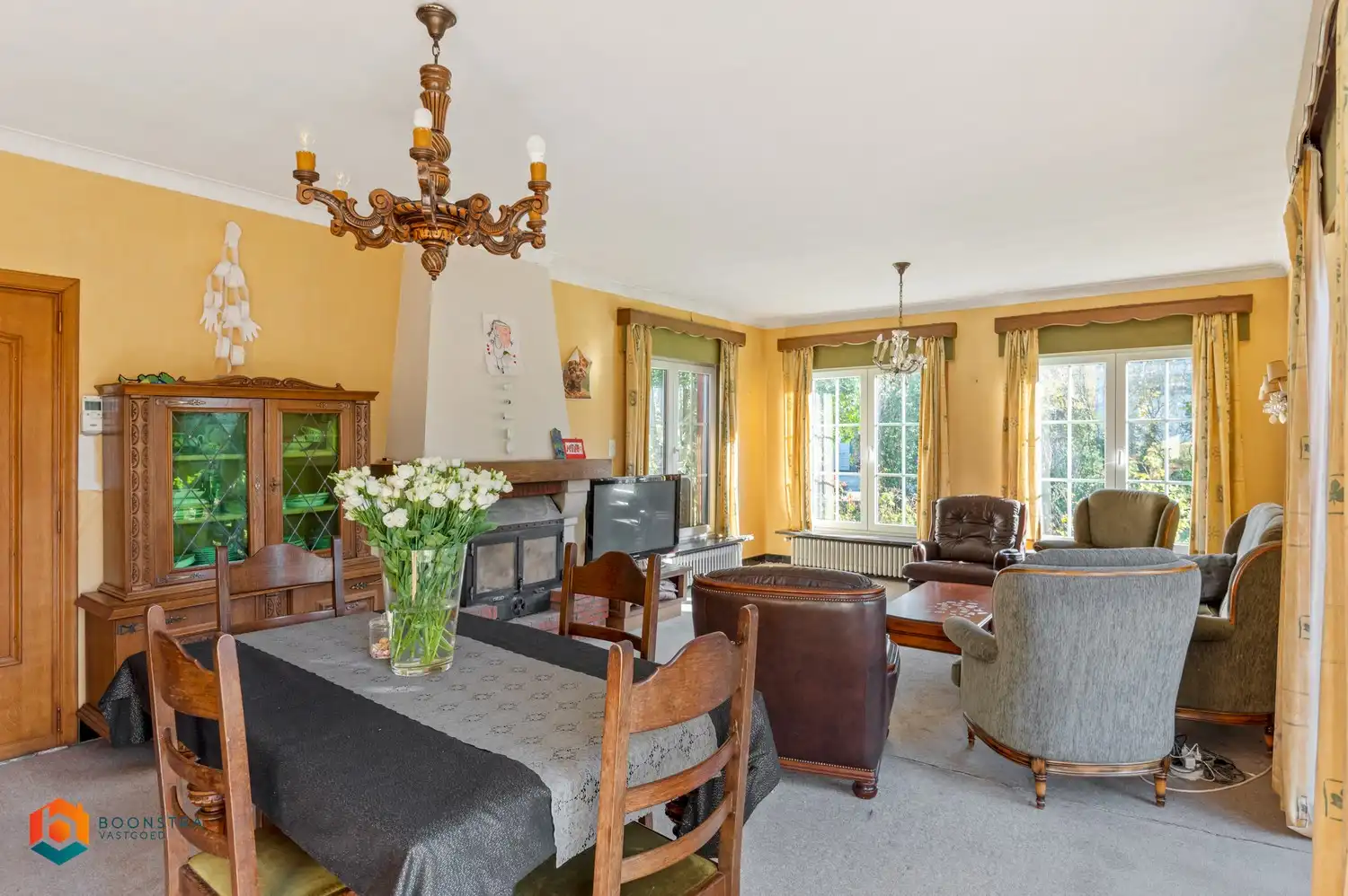 Te renoveren villa met 5 slpkrs op een perceel van 3908 m² te Meise foto 4