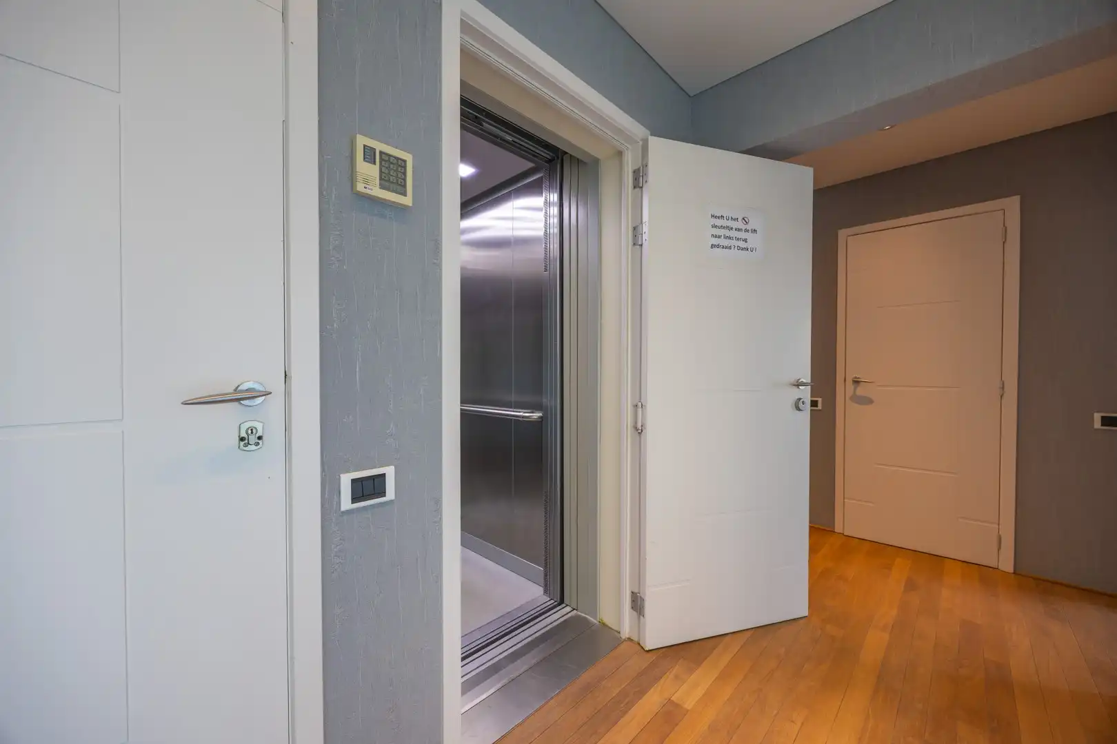 Appartement te koop foto 18