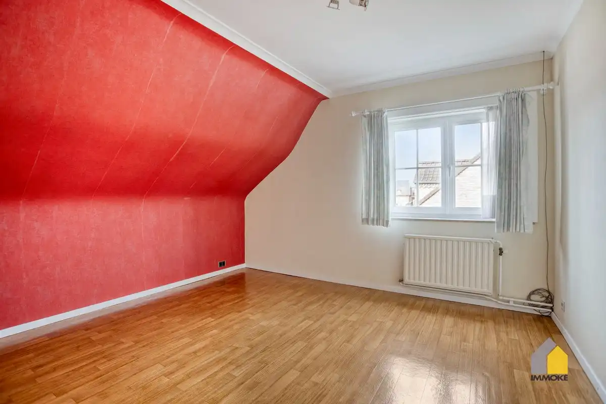 Vrijstaande, statige woning op 7 a 82 ca met 3 slpk en mooie tuin. foto 22