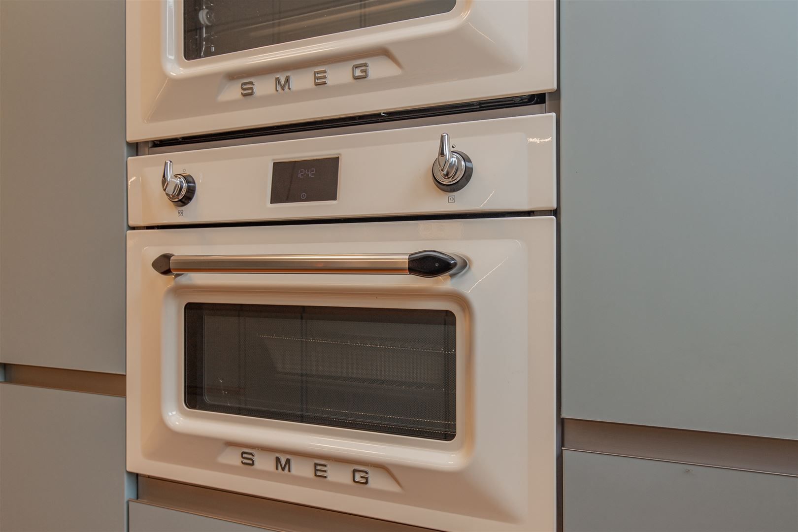 Instapklaar appartement met 1 SLP in Jette! foto 5