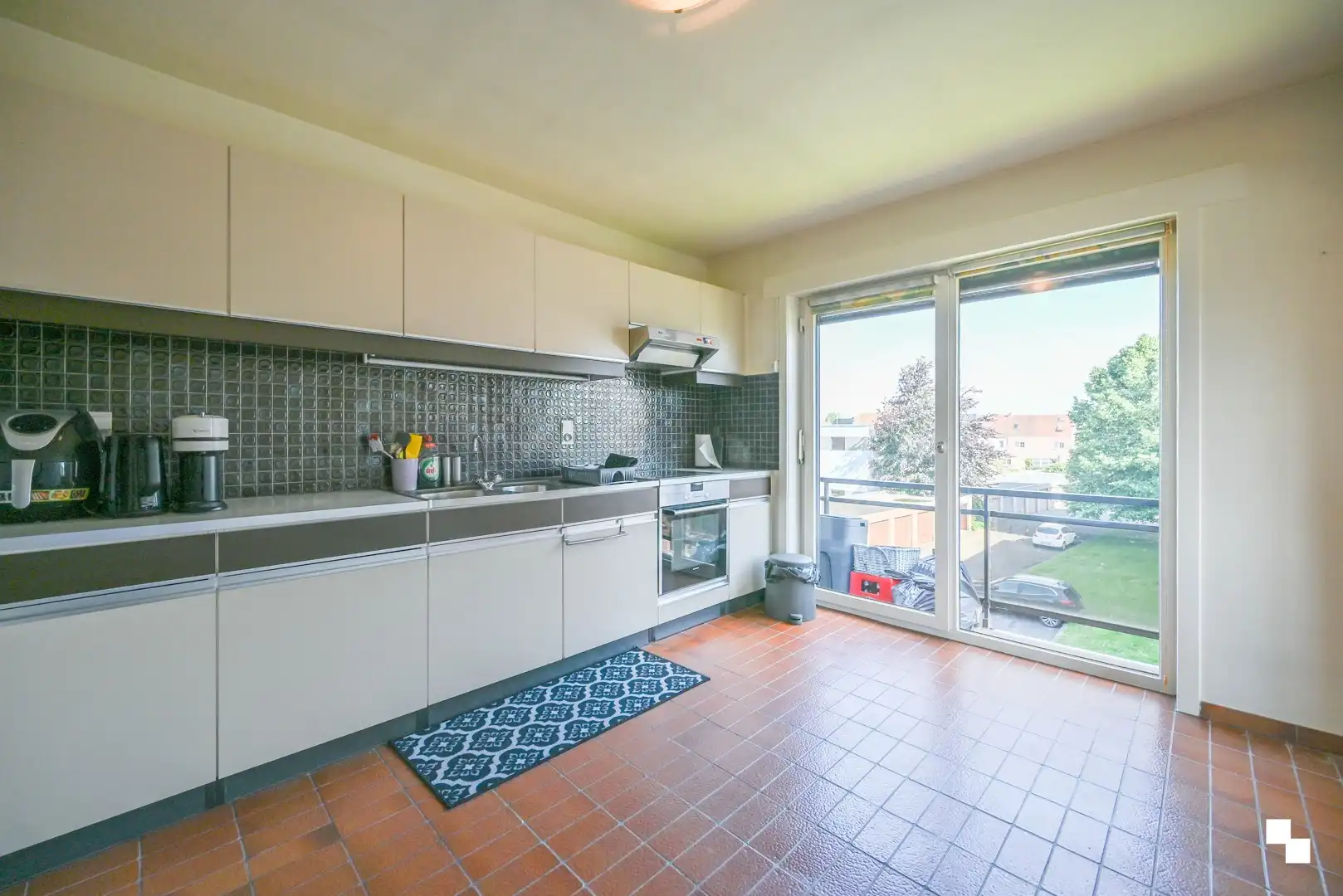 Tweeslaapkamerappartement met garage op een rustige locatie in Beveren-Leie foto 10